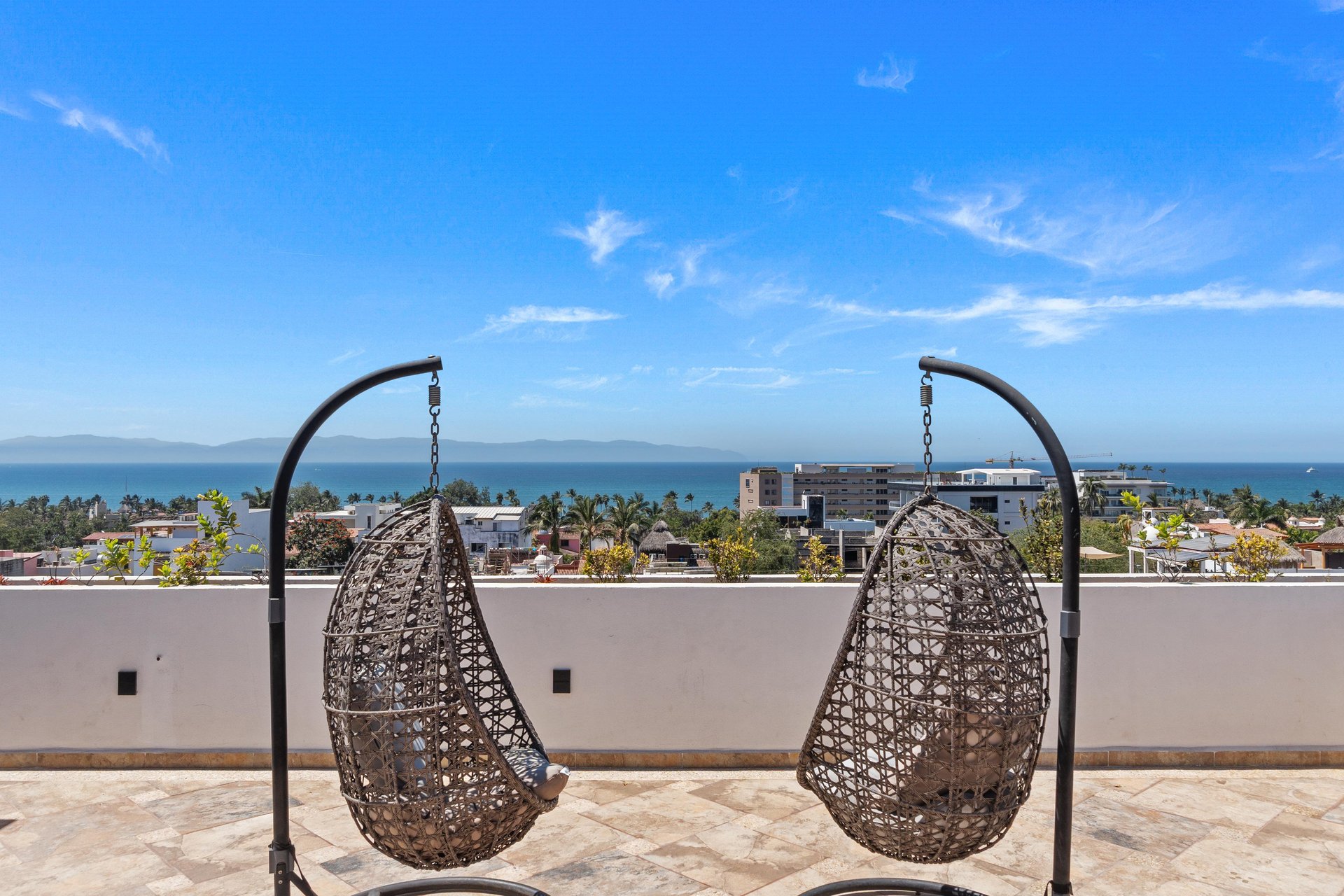 FOR RENT ✨ Modern Bucerías Getaway | Golden Zone | Walk to Beach | Pool ✨