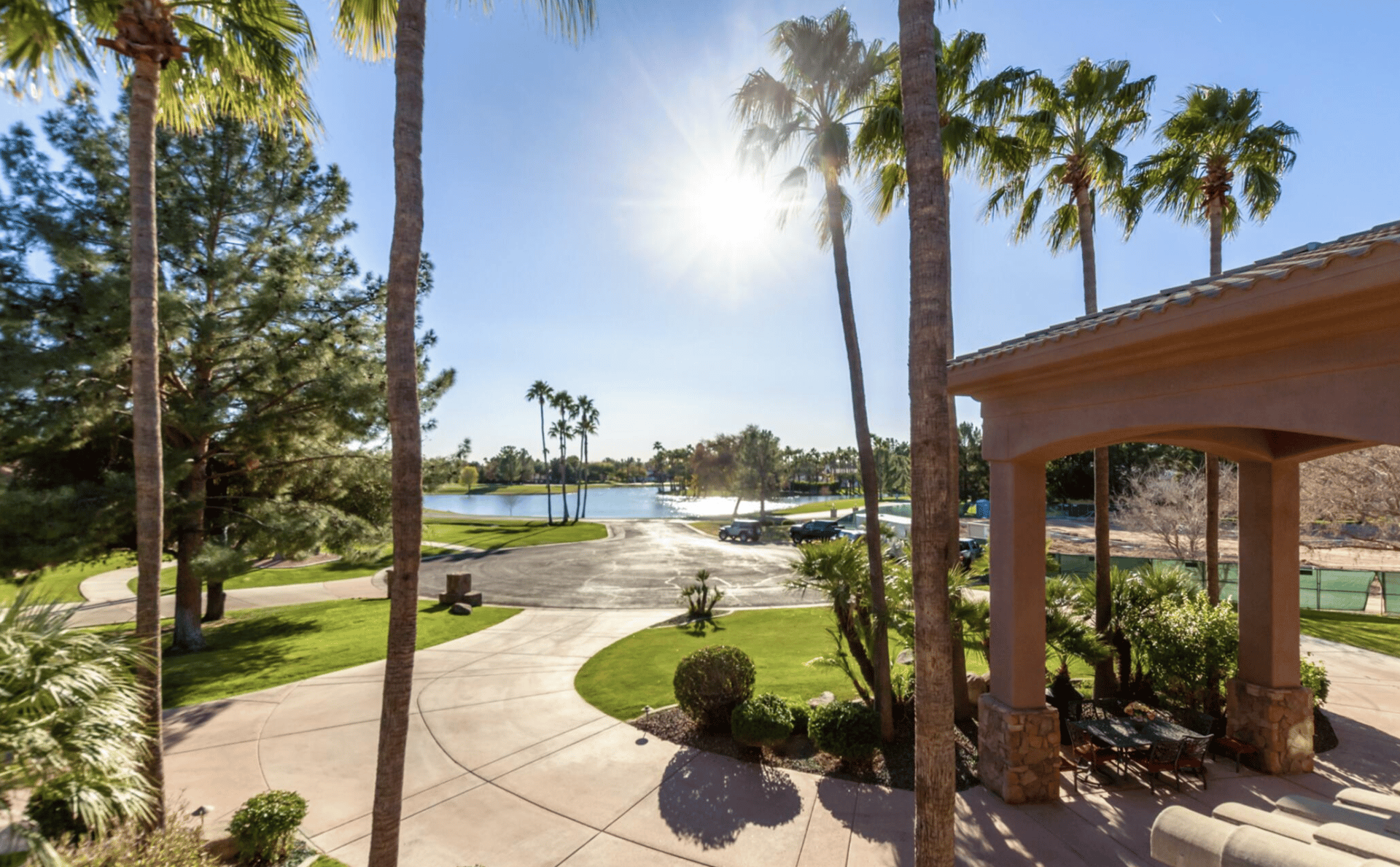23 E Oakwood Hills Drive - "Builder's Home"