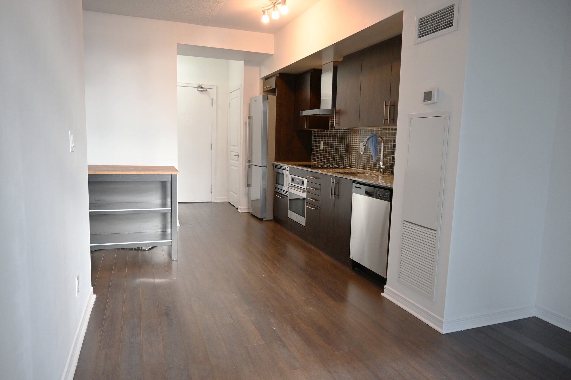 352 Front St W Unit: 2103