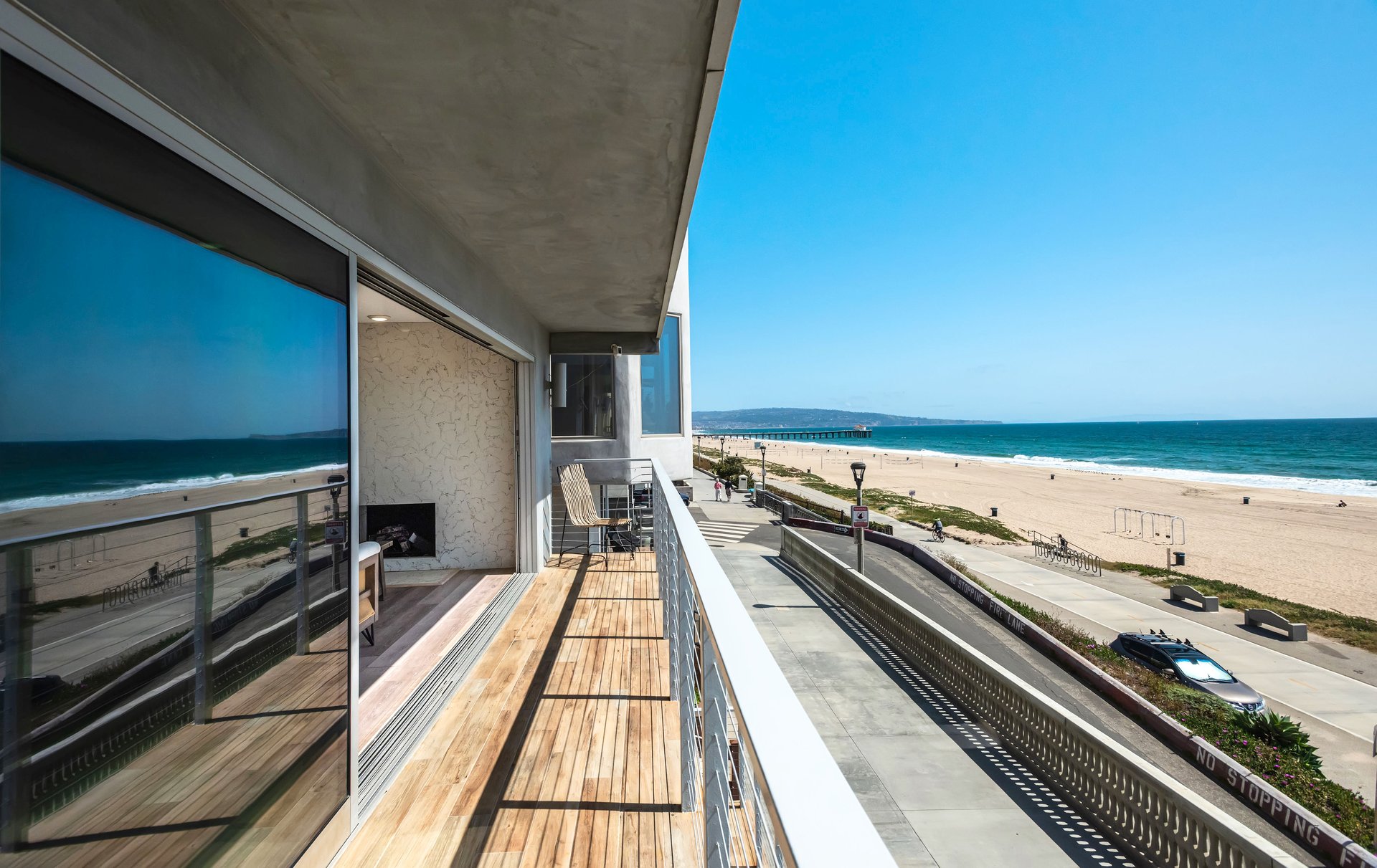 2208 The Strand