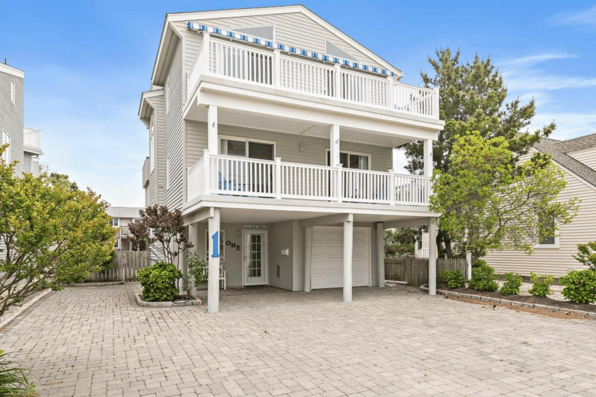 1 E Stanton Ave - Pet Friendly