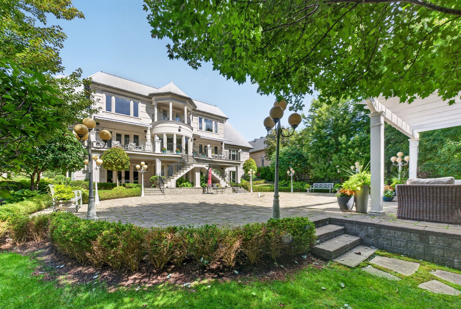 Exquisite Custom Residence