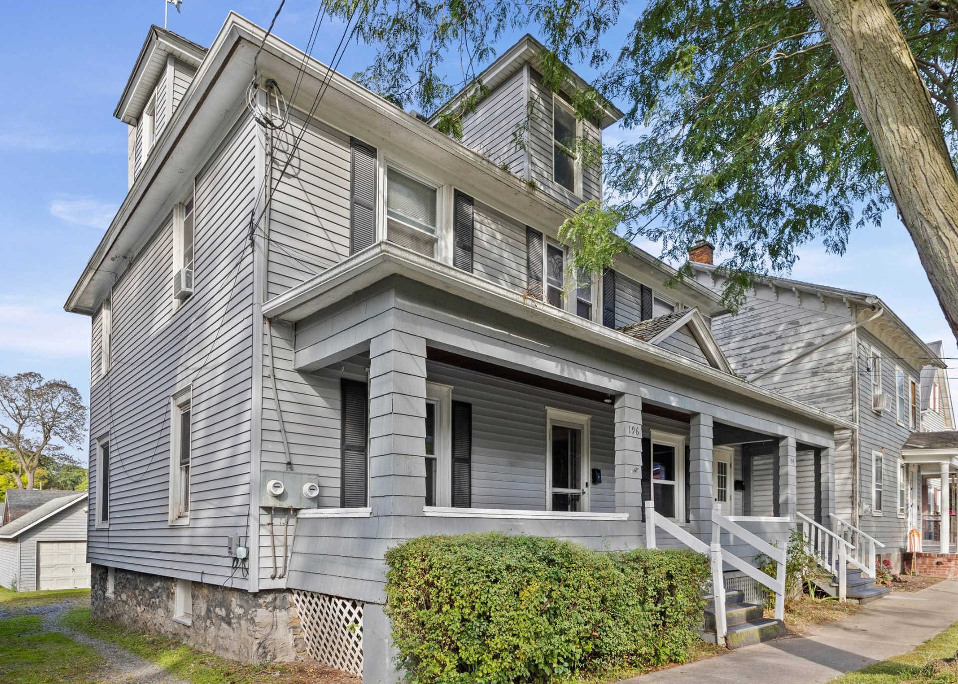 194-196 Pulteney St Geneva NY | 2-Unit Duplex for Sale
