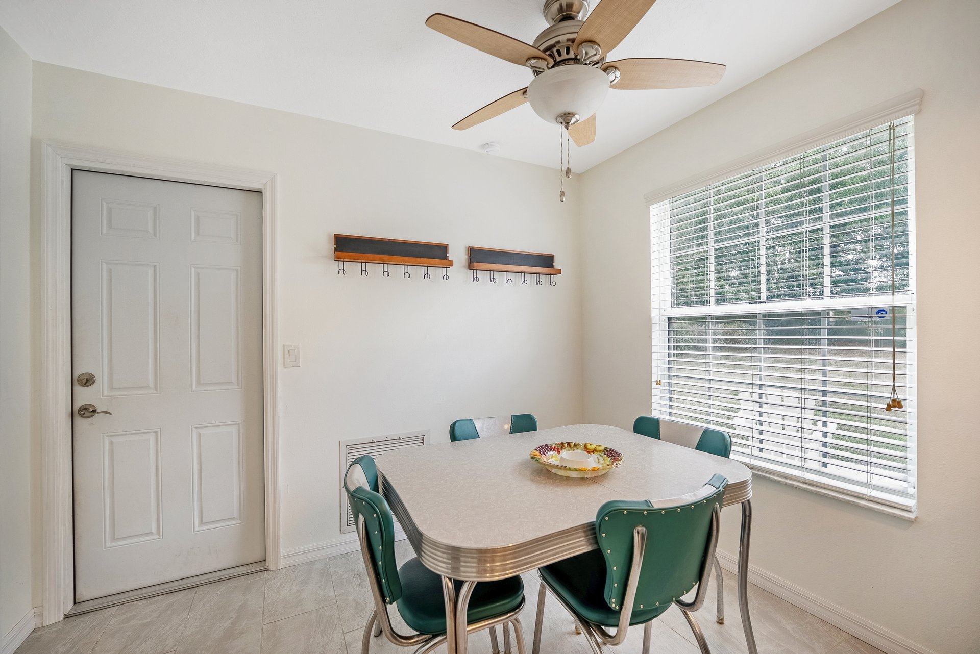 3380 NW 44th ct