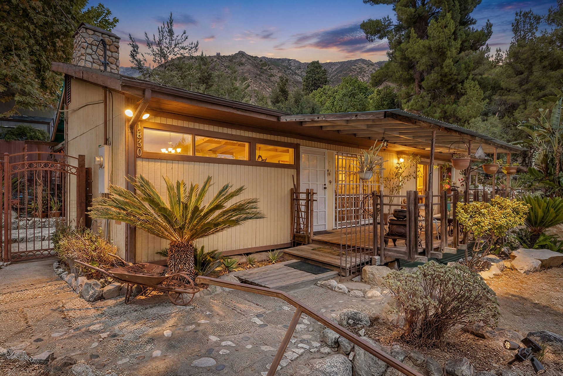1830 Pasadena Glen Road