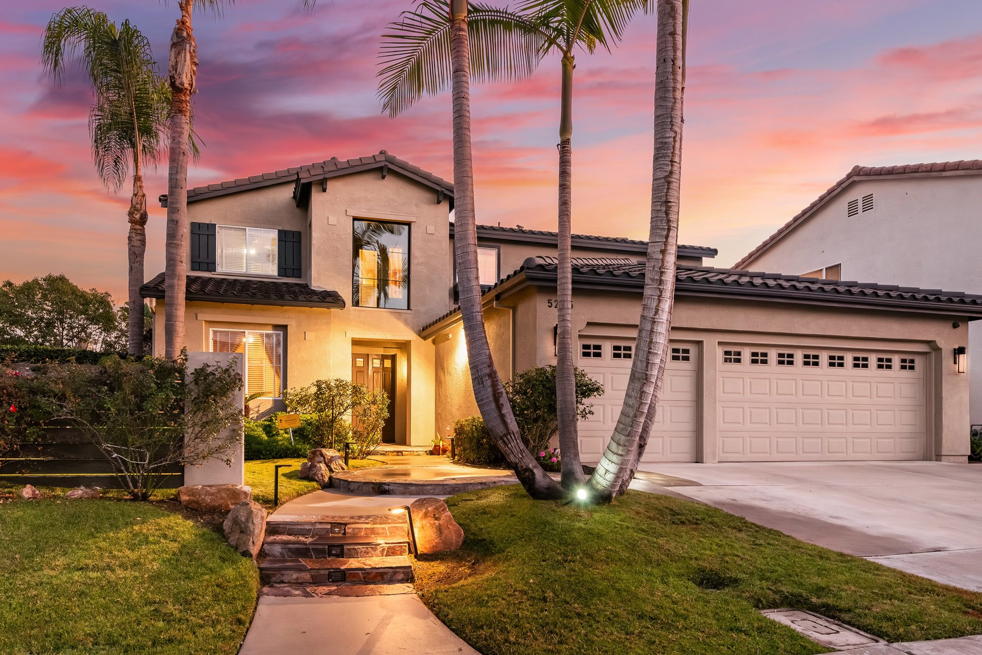 5295 Beachcomber Ct