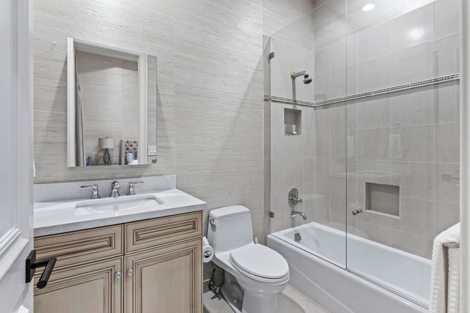 5848 Vintage Oaks Circle