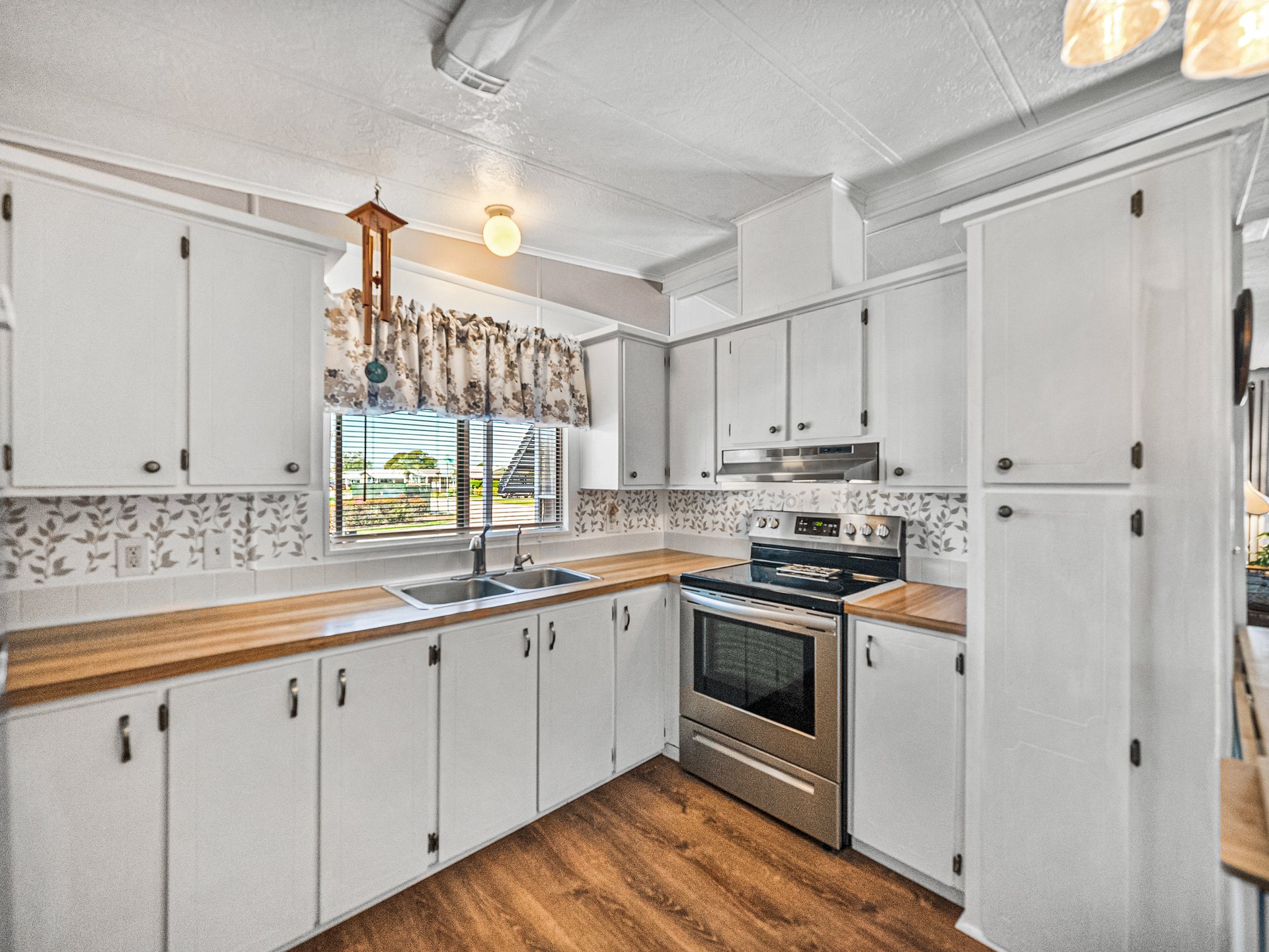 4006 WILLIAM HUME DR