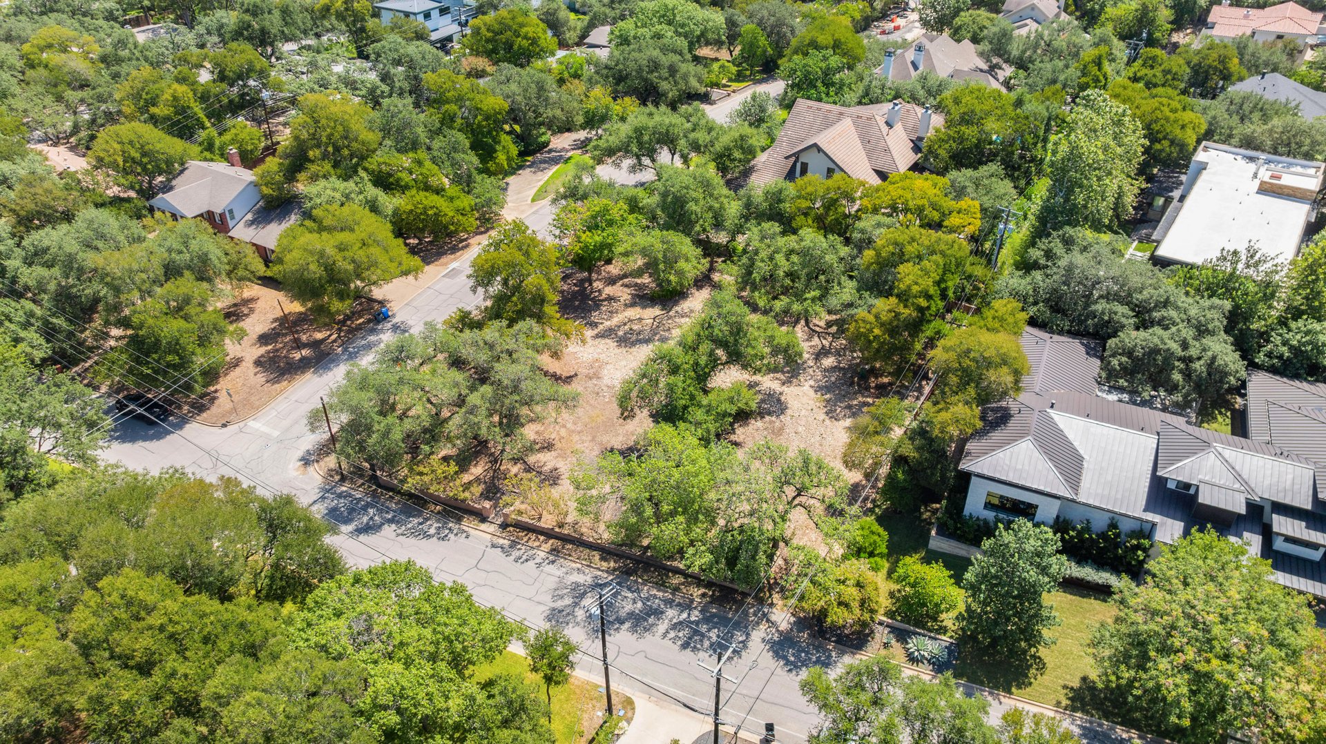 301 Wallis Dr