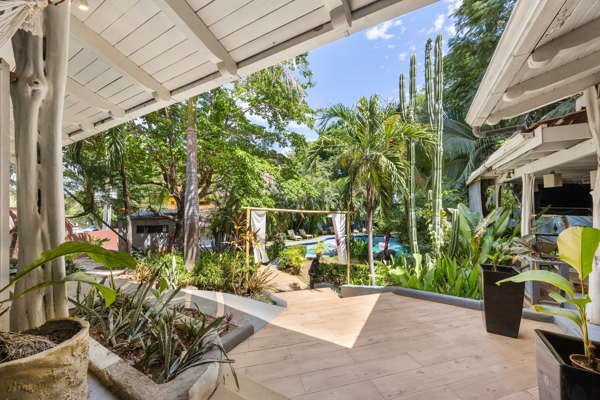 Tamarindo Boutique Hotel 175m from the Beach | Bohemian Oasis & Turnkey Income Opportunity in Costa Rica
