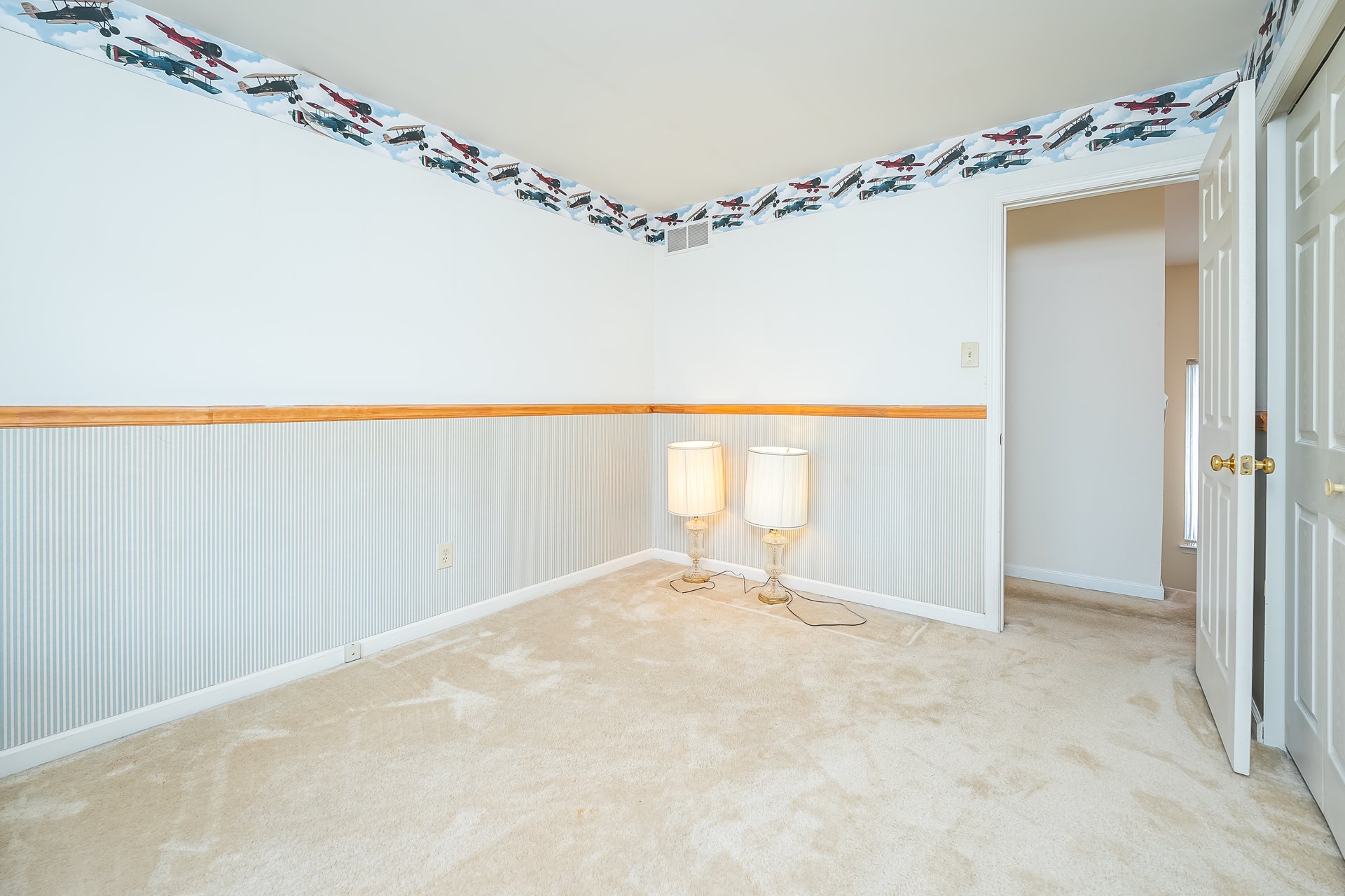 1247 Colonial Drive