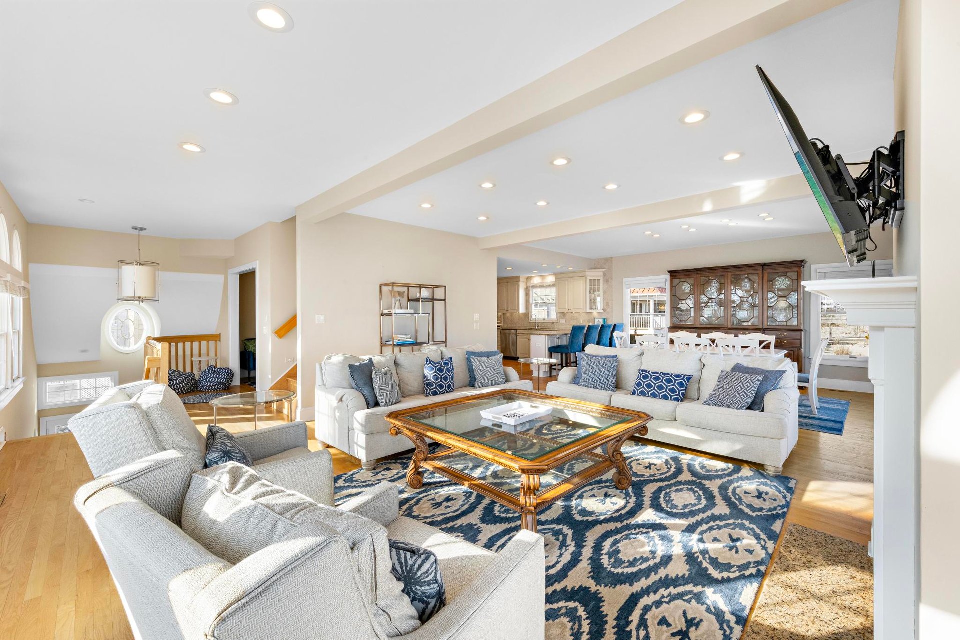 7211 Ocean Blvd