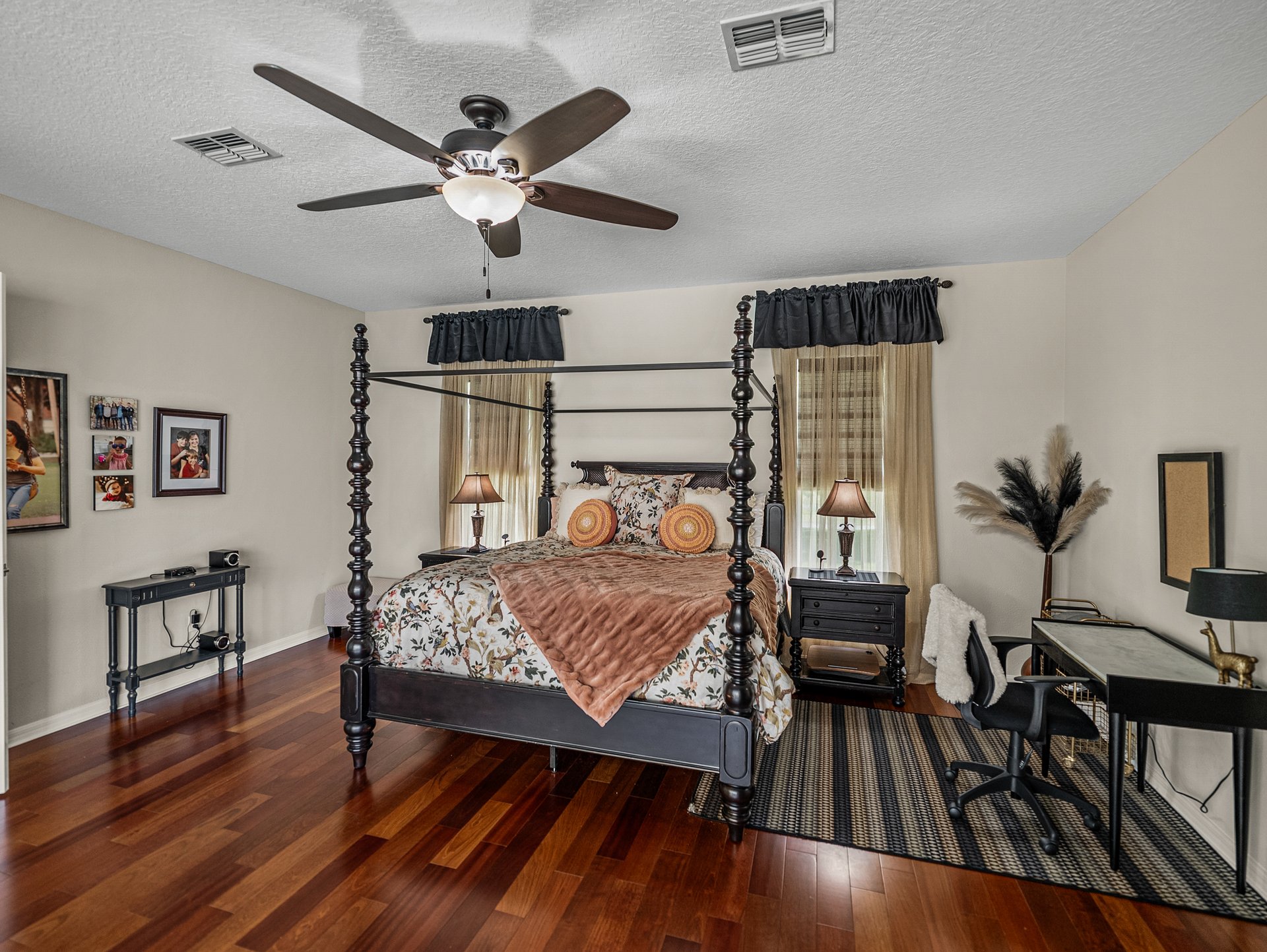12902 GRAND TRAVERSE DR