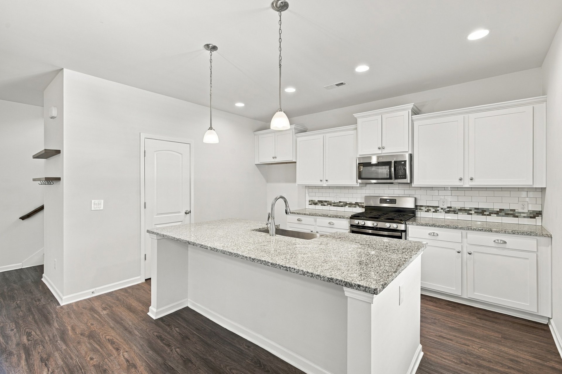 Modern Luxury & Cul-de-Sac Comfort: Contemporary 4-Bed Gem Near Providence & Research Park!