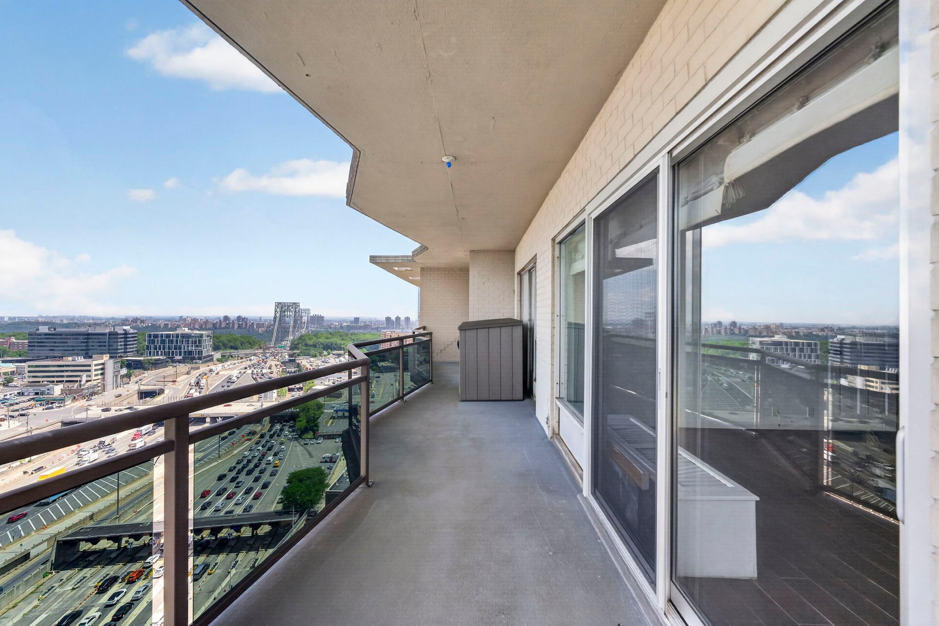 2077 Center Avenue PHB