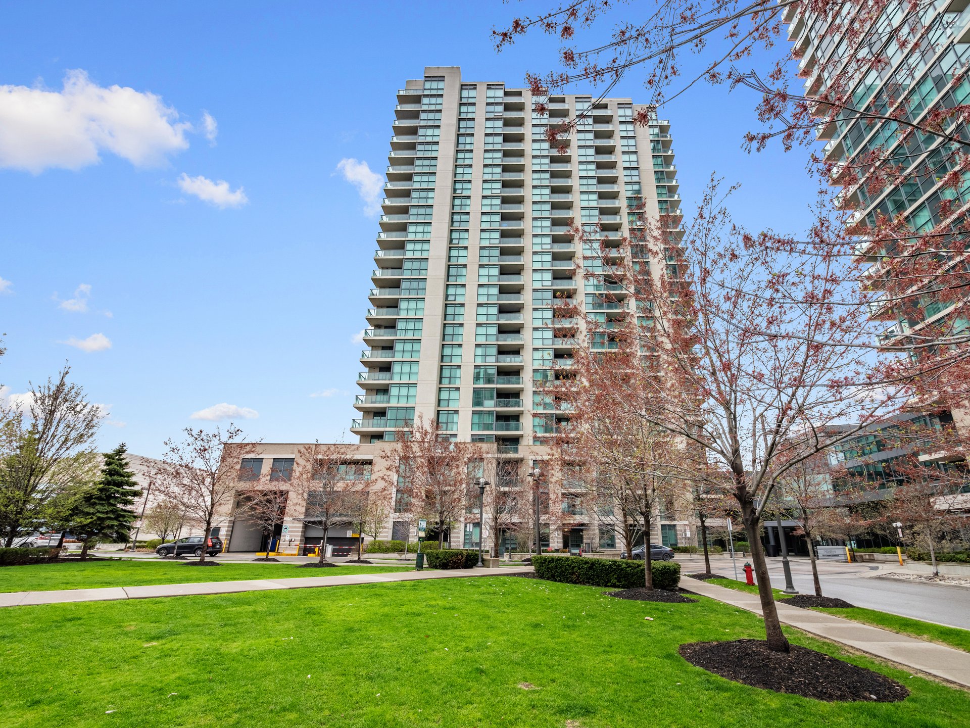205 Sherway Gardens Road 206