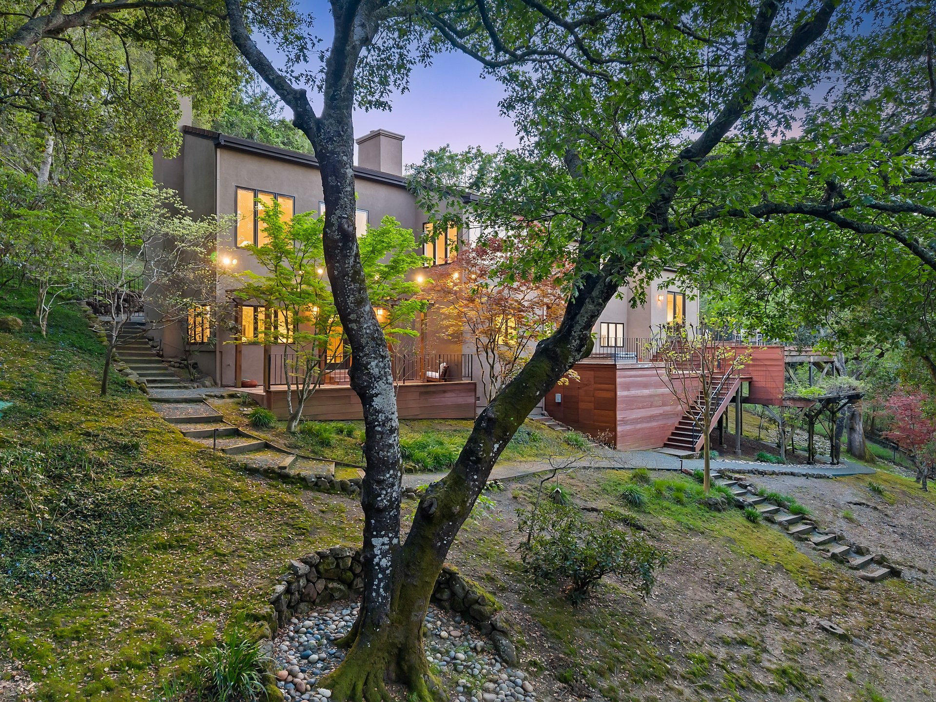 25 Wood Acres Ct