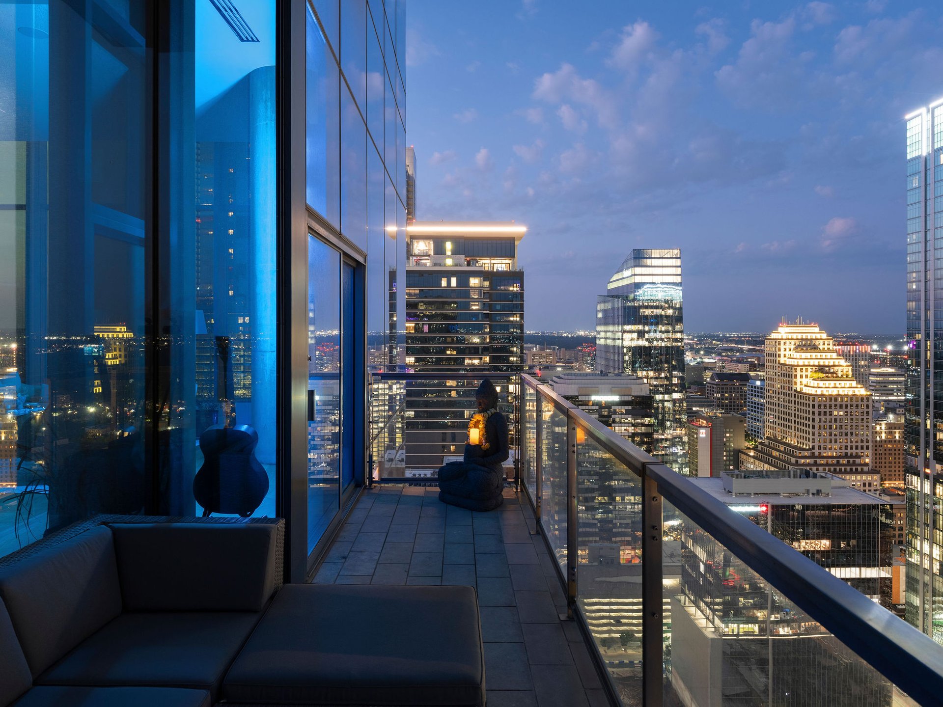 210 Lavaca Street #3504 