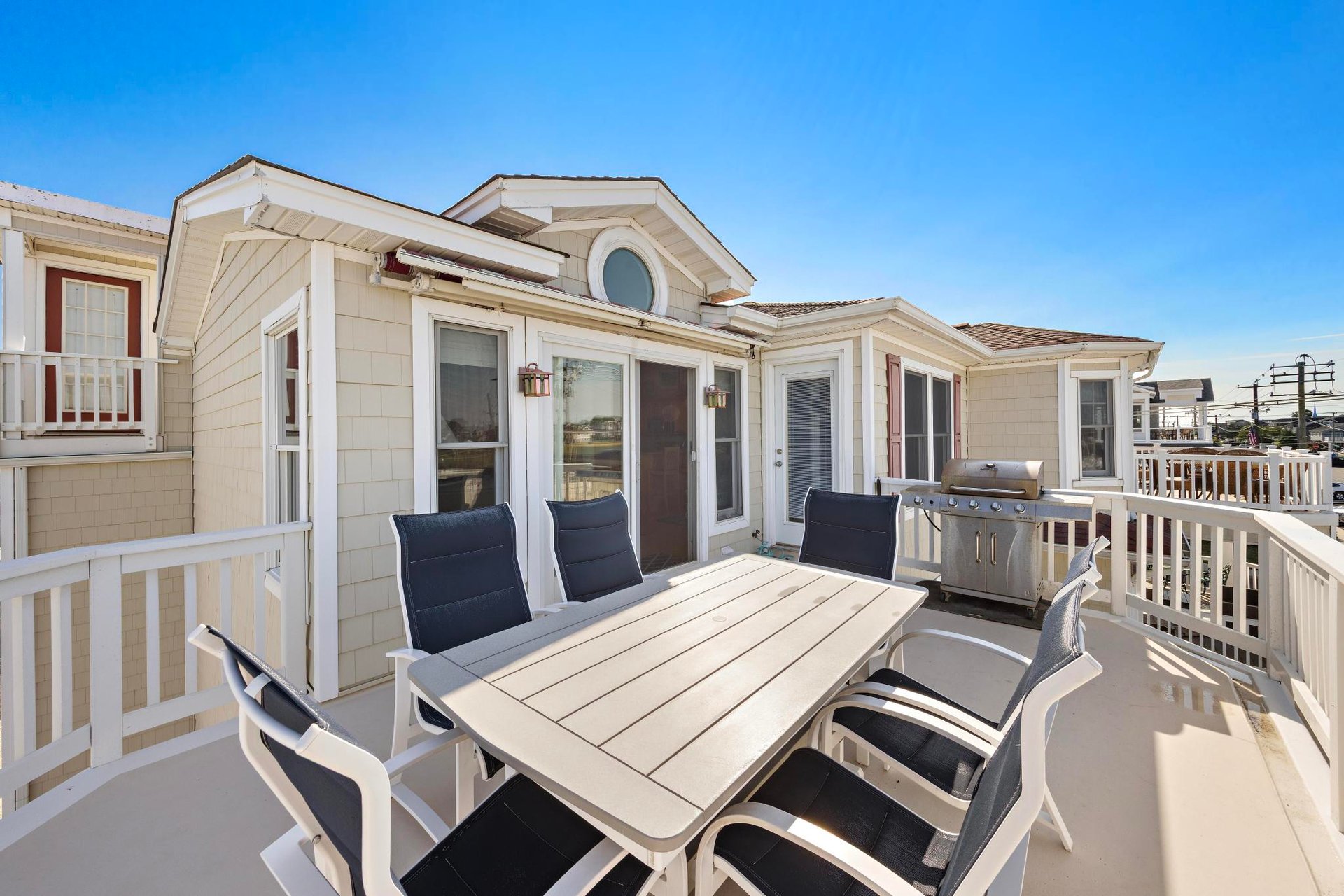 401 Pearl Street (West Unit), Beach Haven
