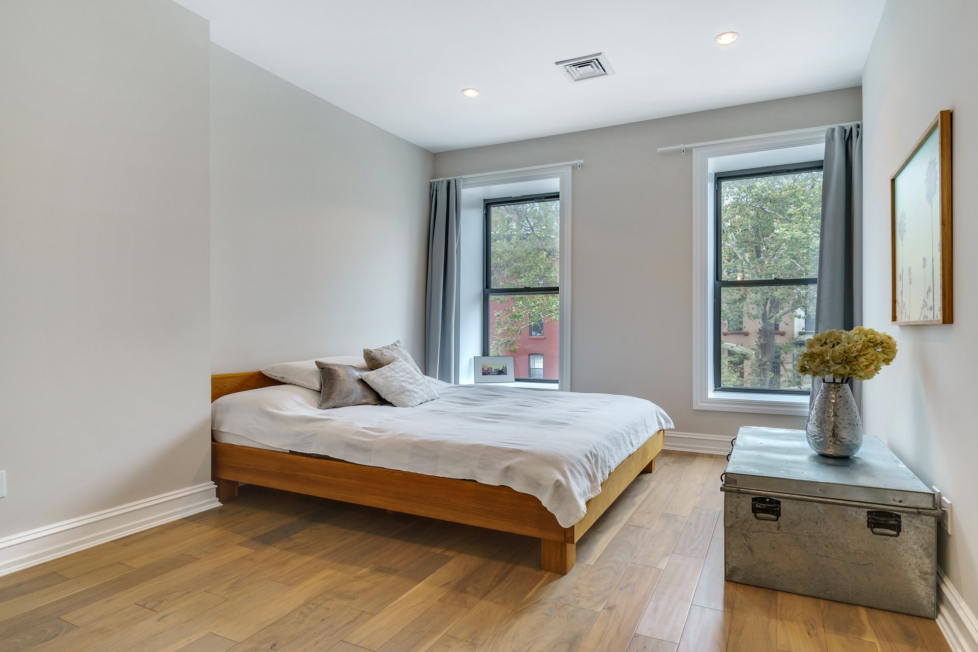 442 Kosciuszko Street 2