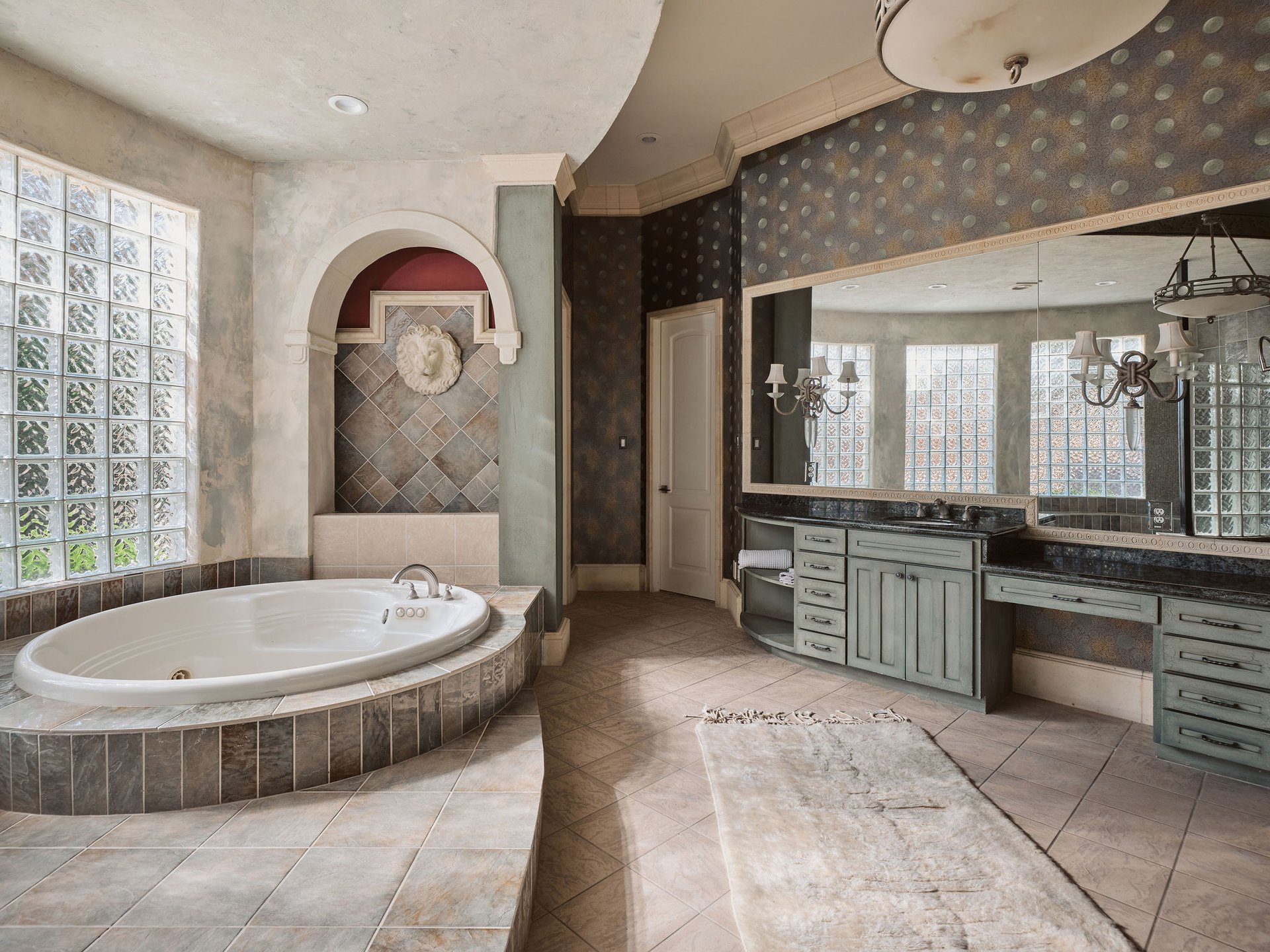 4511 Island Cove
