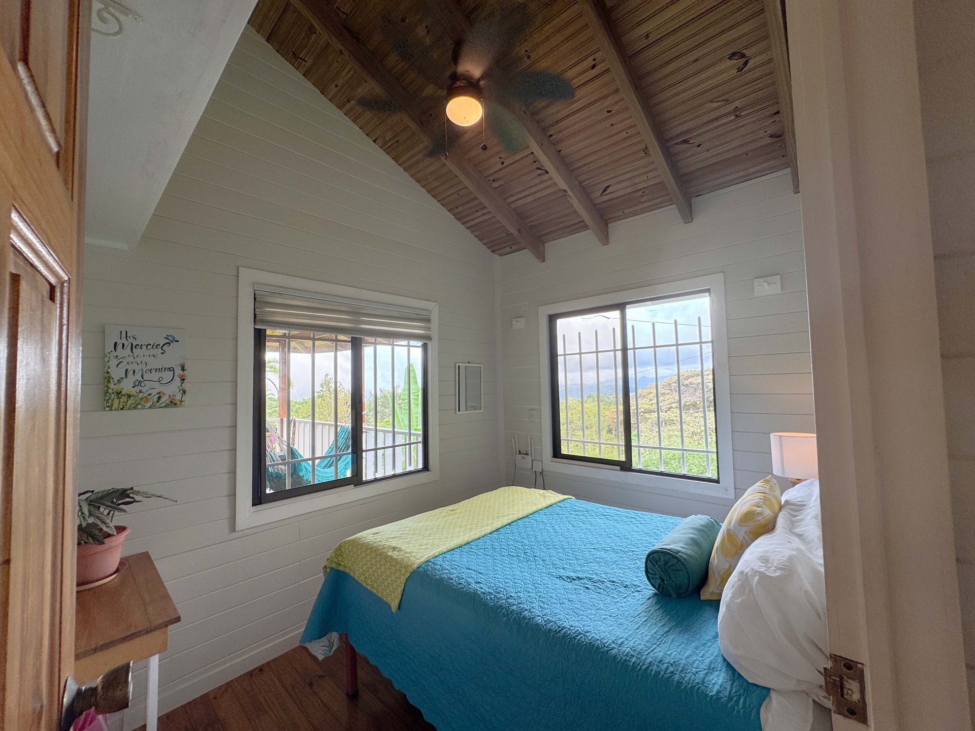 Tinamastes Eco Orchard | Creekside 2BR Home + Studio Casita