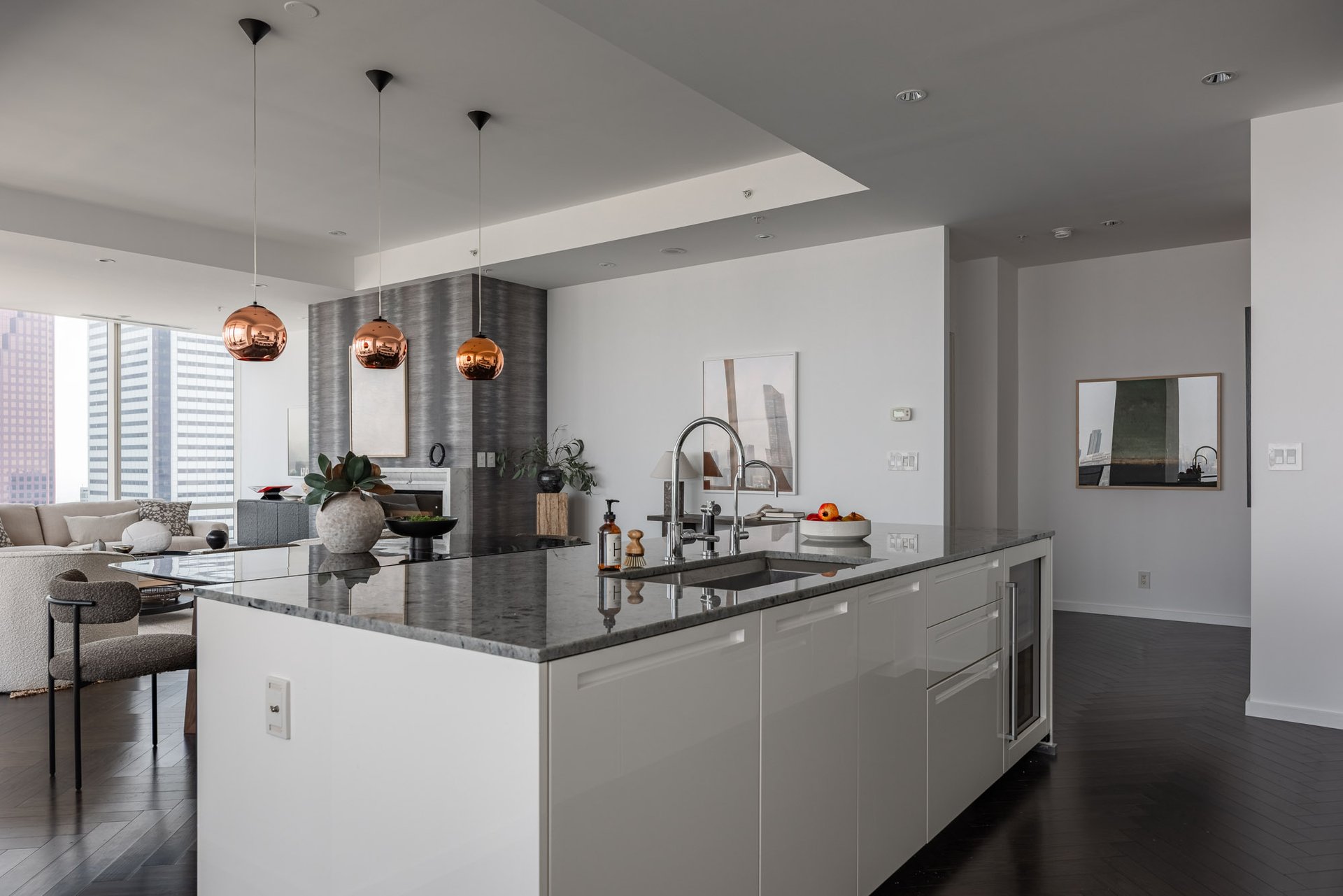 Suite 6104- 180 University Avenue