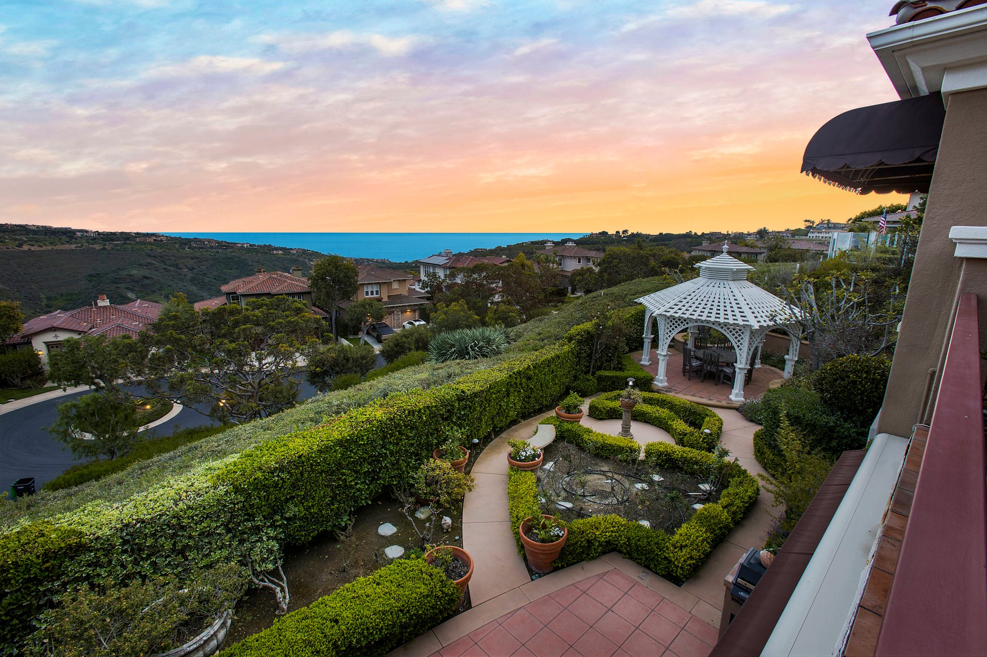  Elegant Ocean-View Estate in Coveted Pelican Ridge !