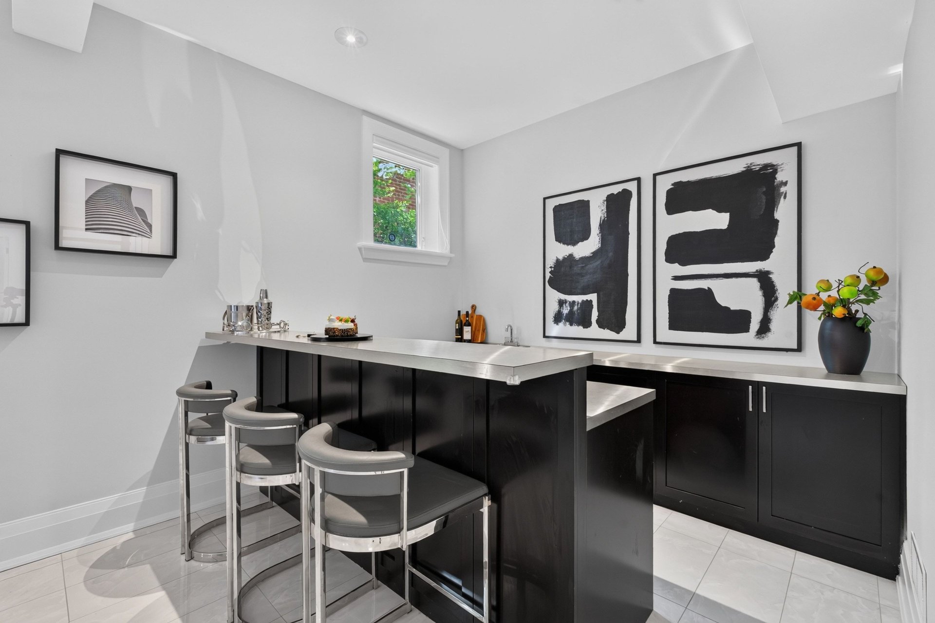 Fully Renovated Designer Residence