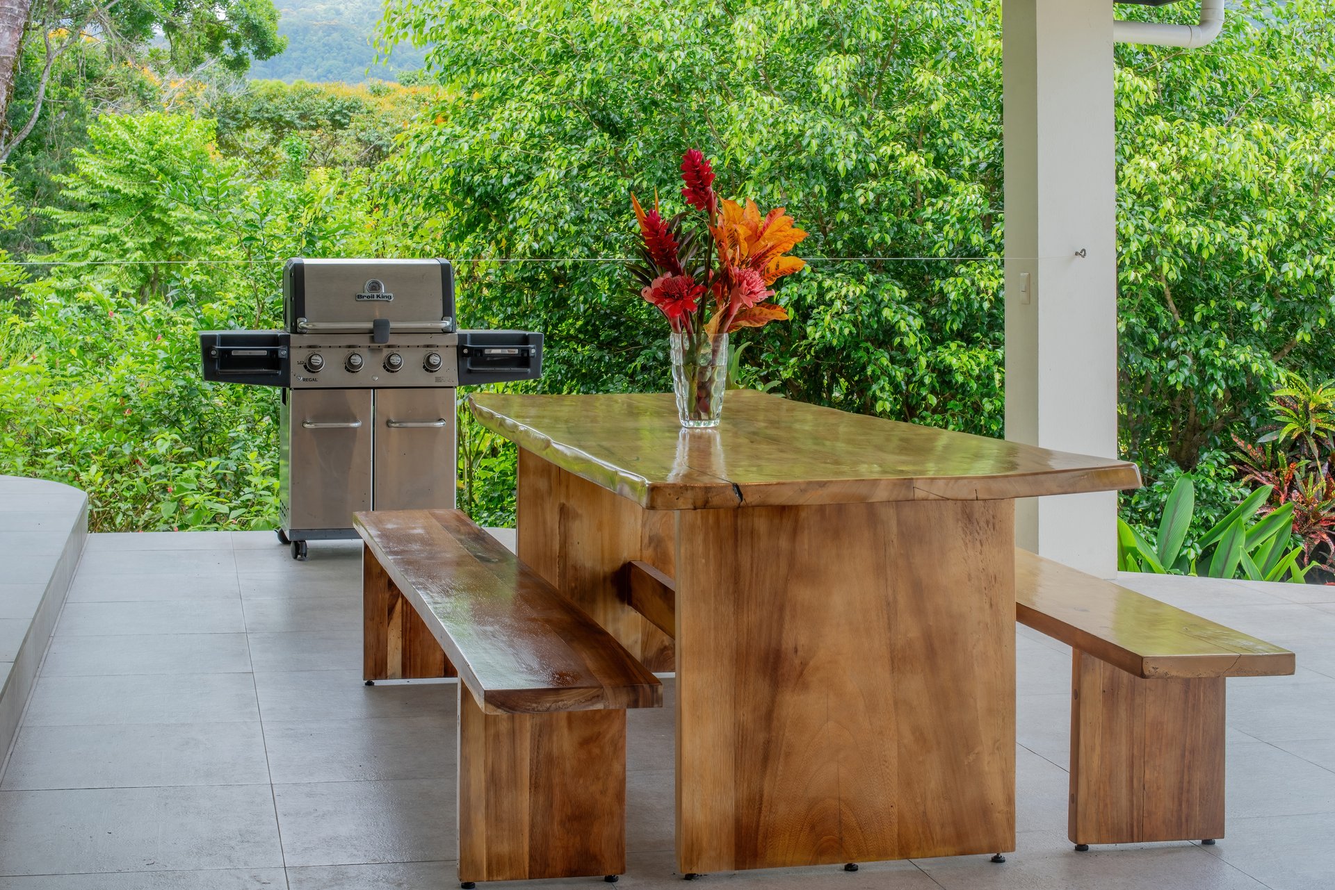 6.45 ACRES – 3 Bedroom Luxury Ocean View Home Surrounded By Vibrant Rainforest And Wildlife!!!