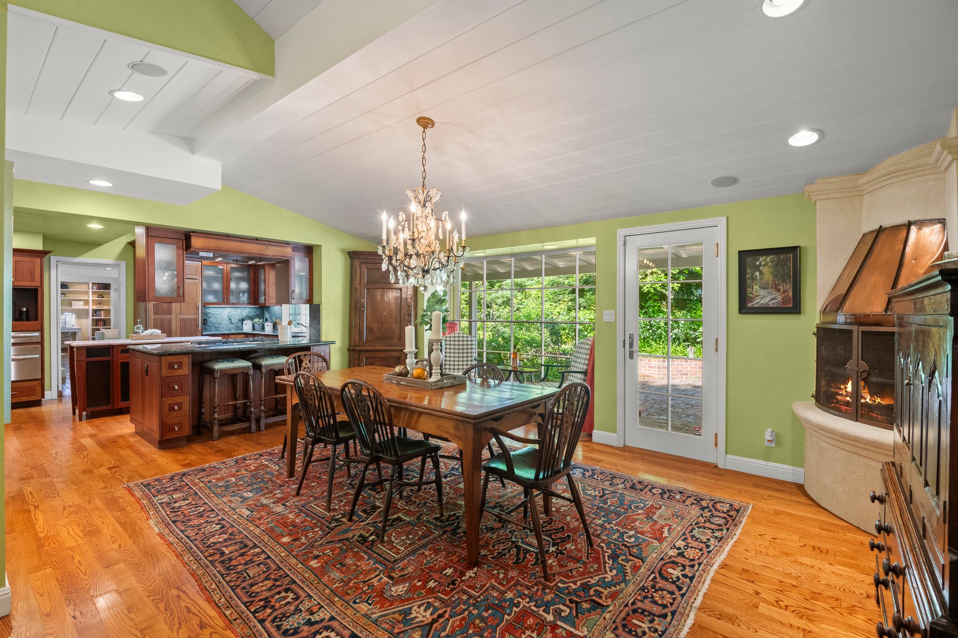 15745 Peach Hill Road