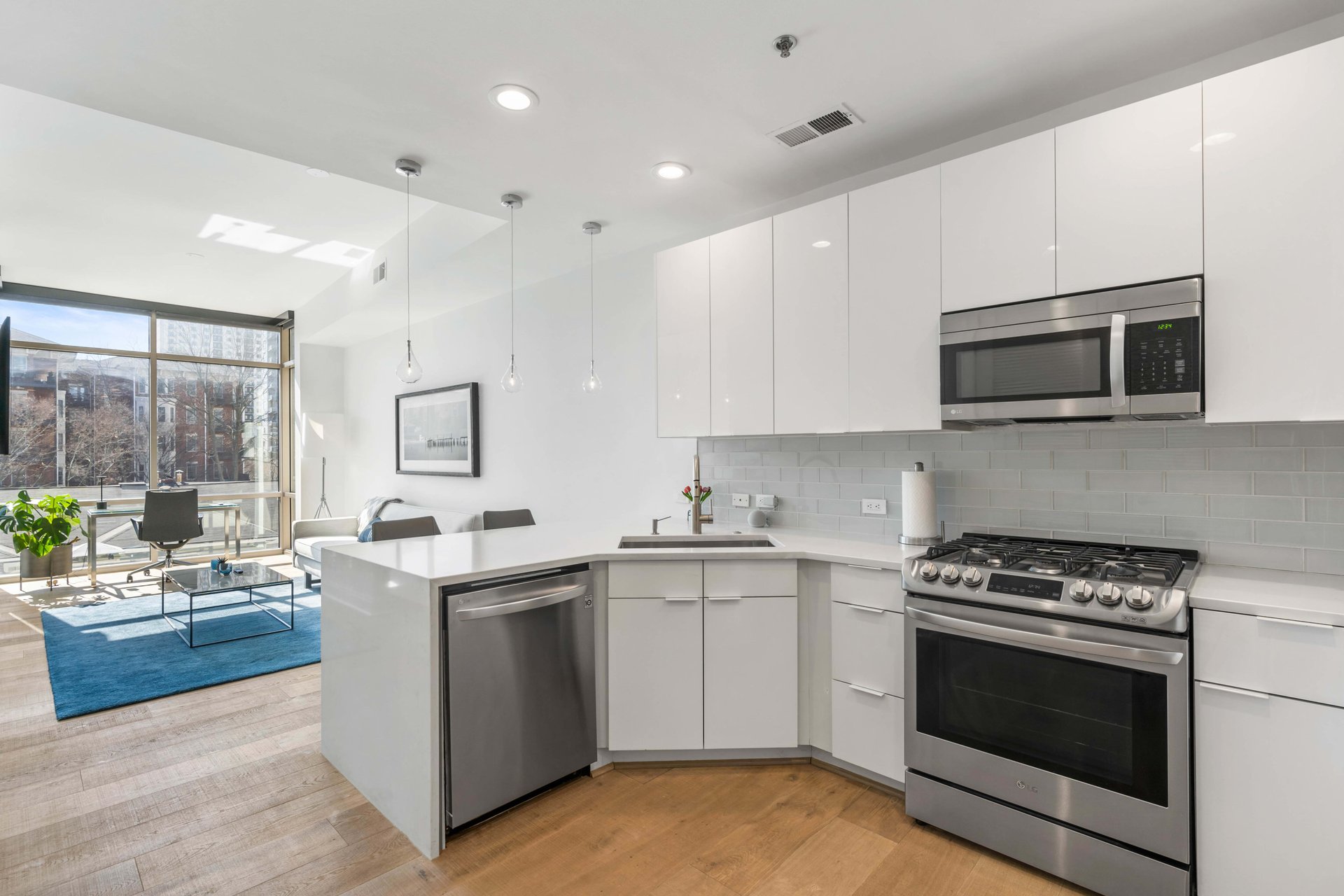 905 Juniper Street NE Unit: 506