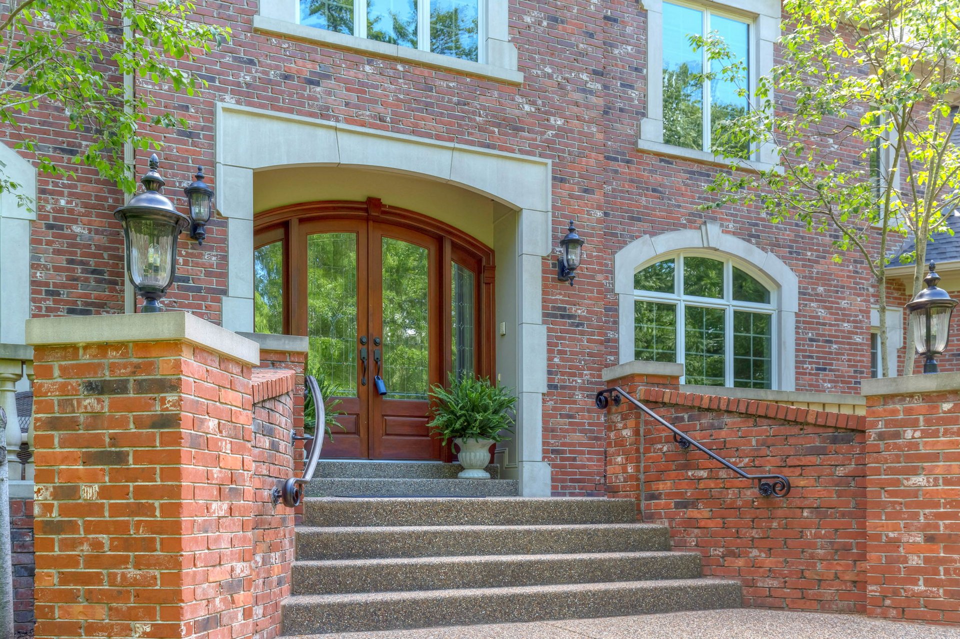 1105 Shepard Oaks Drive
