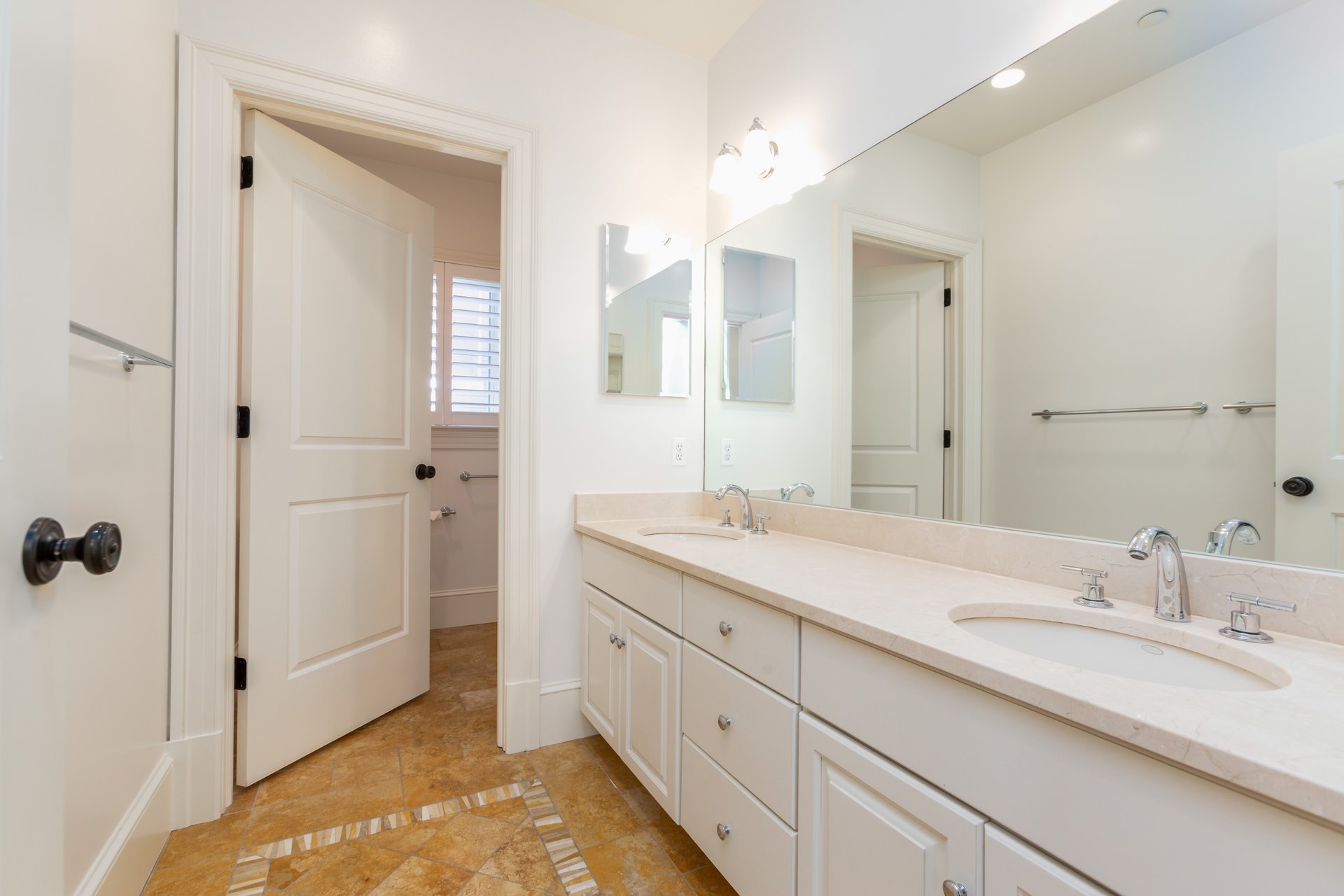 2608 36th Place NW
