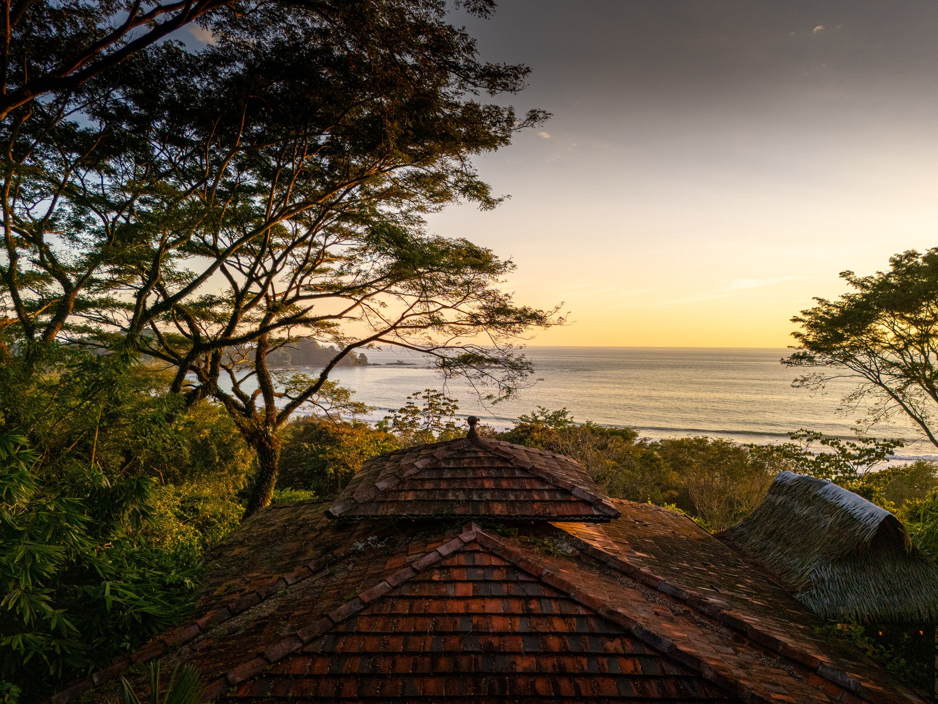 Canto Del Mar, Villa 3, Front Ridge Full Sunset Ocean and Jungle Views!