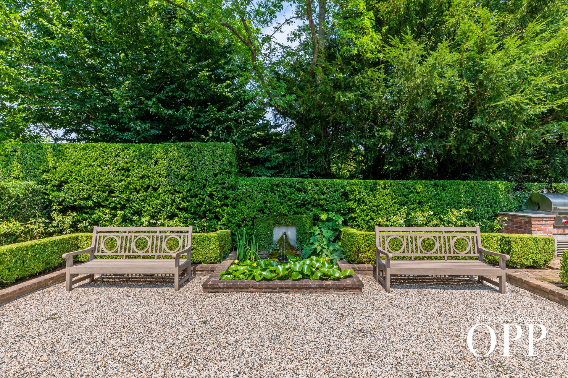 HIGHEST SALE ON BELLPORT LANE