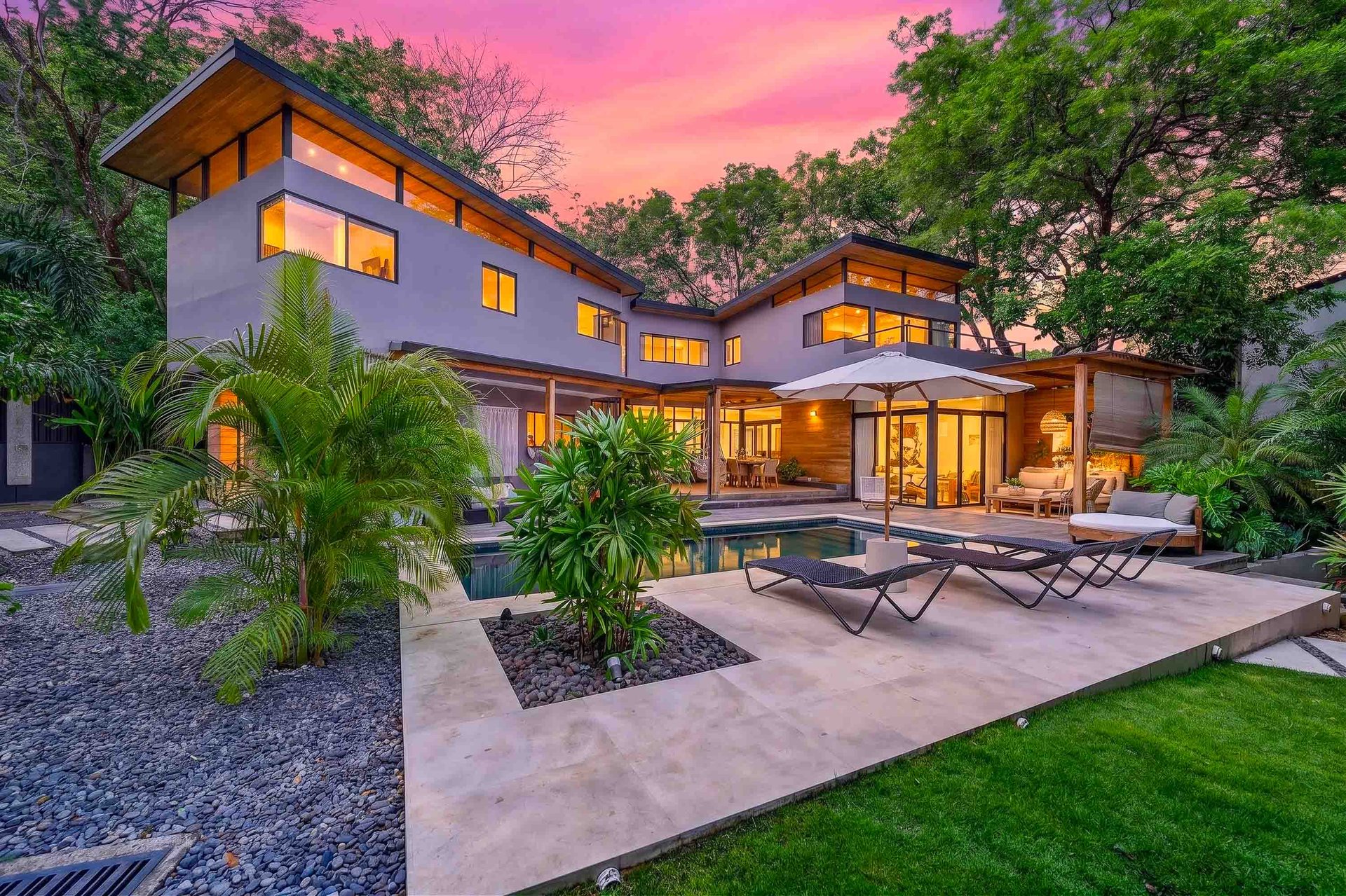 Casa Chavela | Luxury 4-Bedroom Home with Guest Cabin & Pool in Tamarindo
