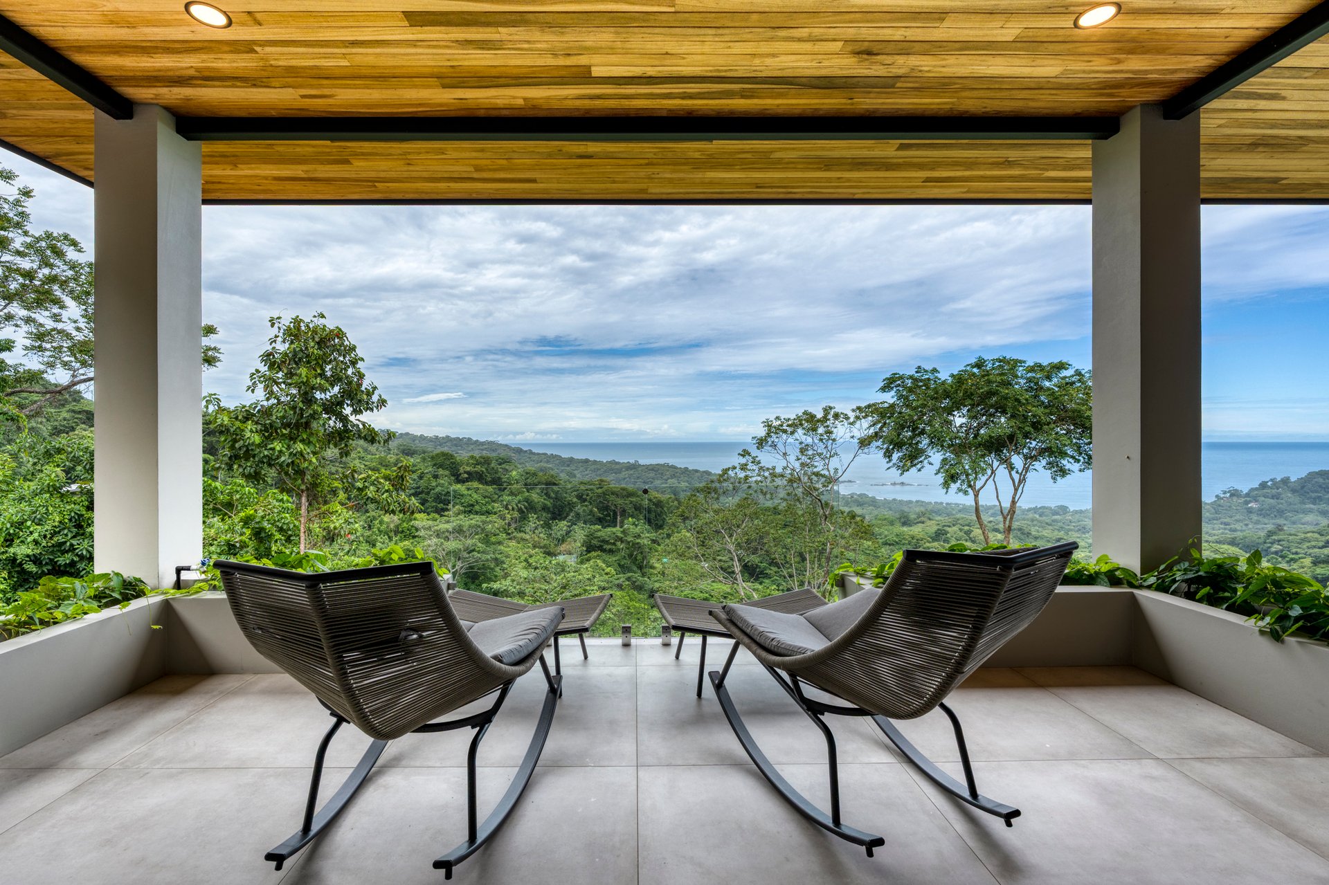 Tropical Modern Masterpiece in Southern Costa Rica