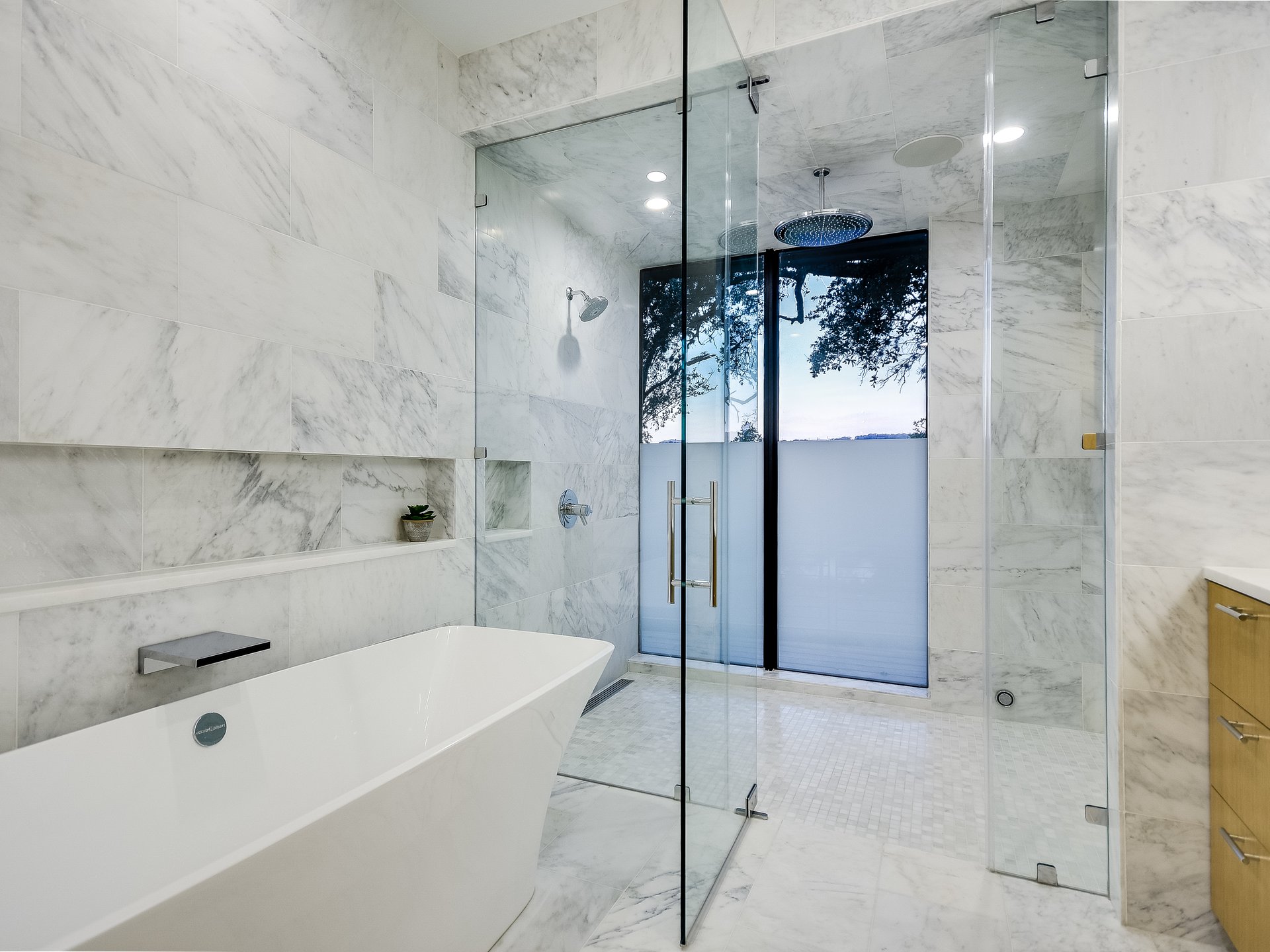 Modern Luxury in Tarrytown