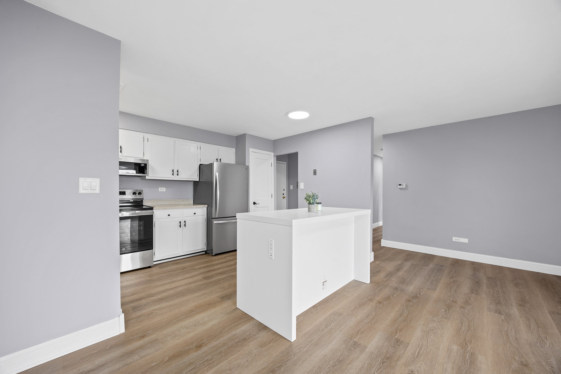 4221 Saratoga Ave