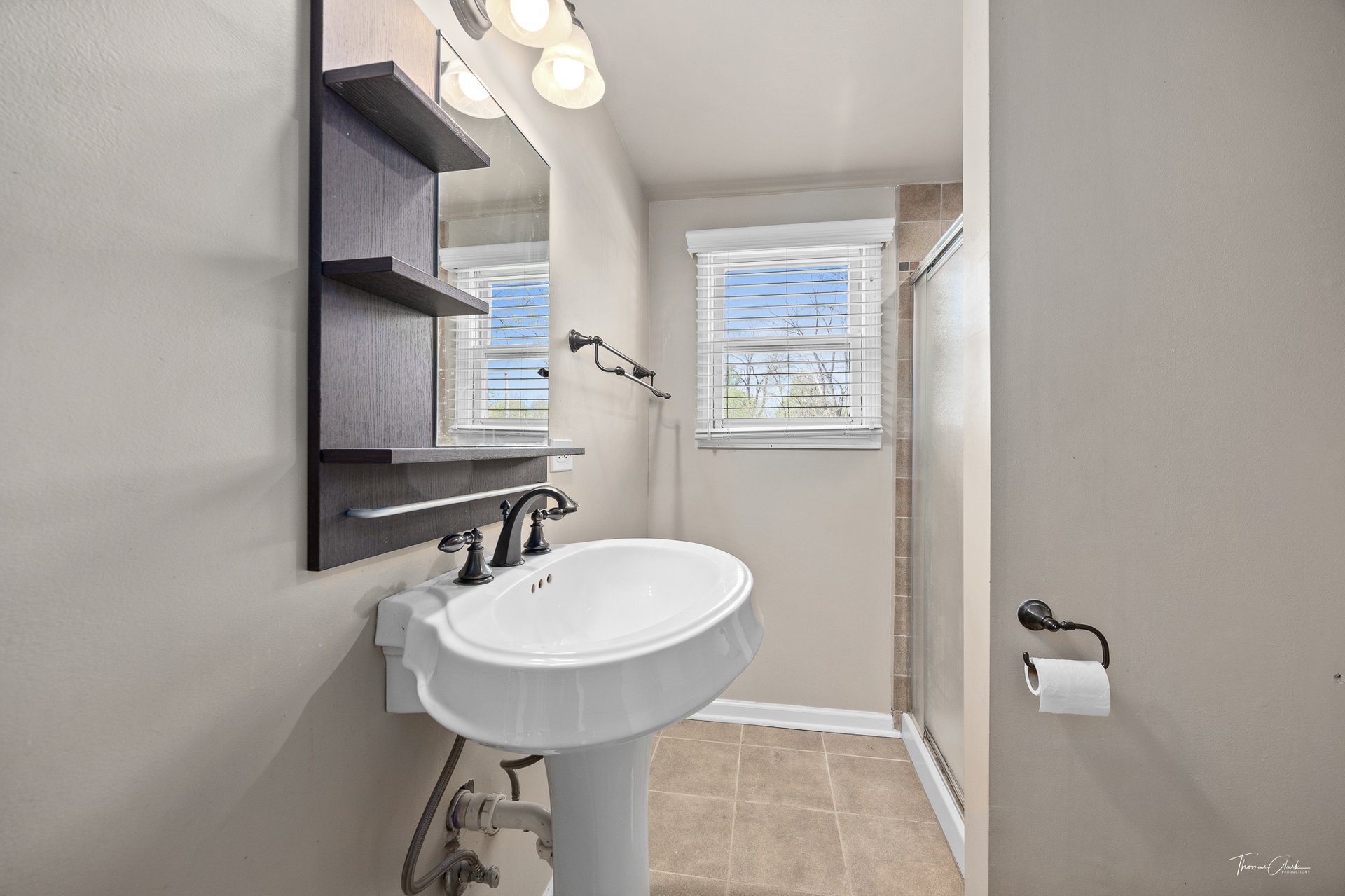 4046 Fairview Ave, Downers Grove
