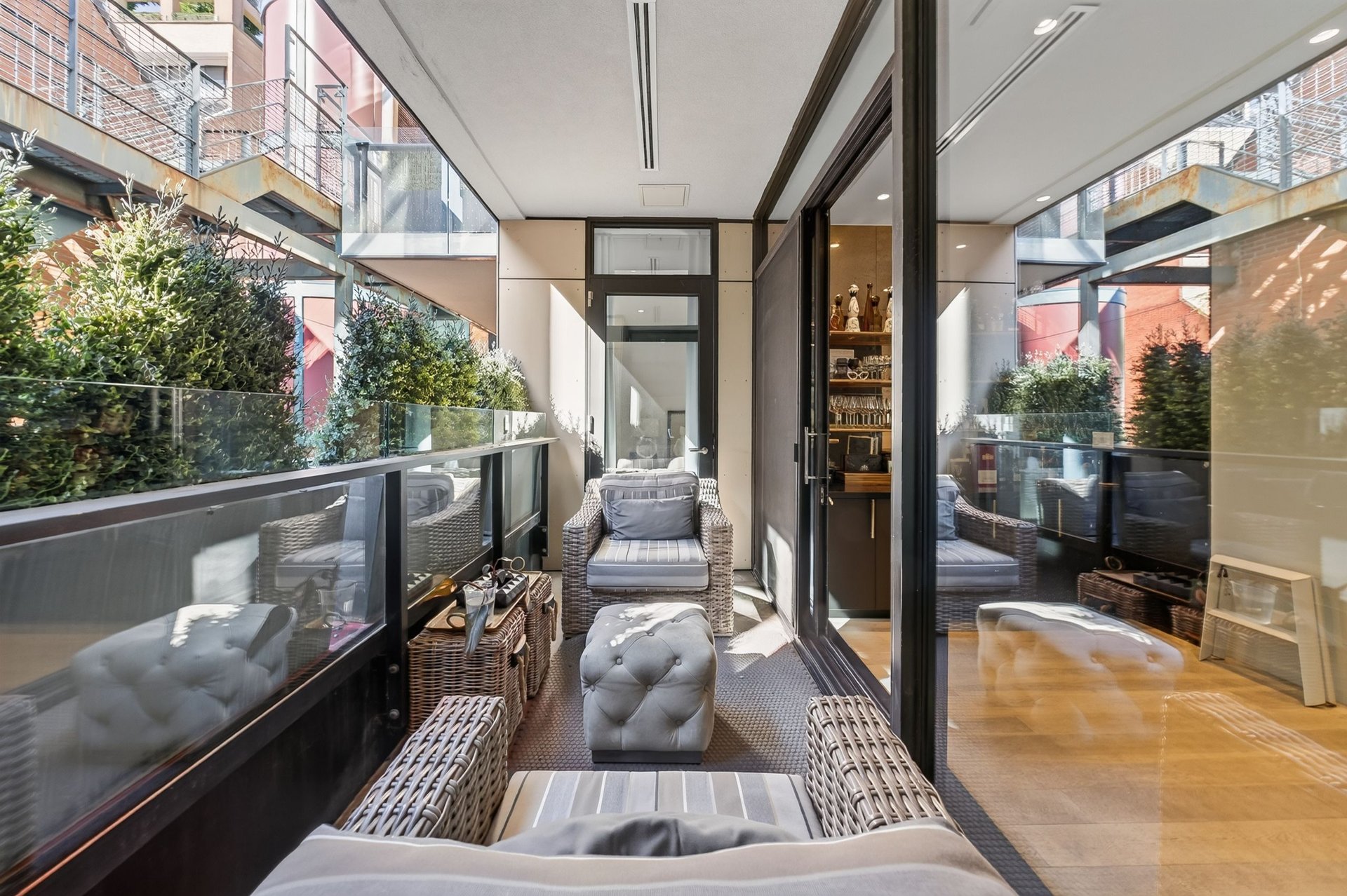 Ultra-Exclusive Yorkville Address