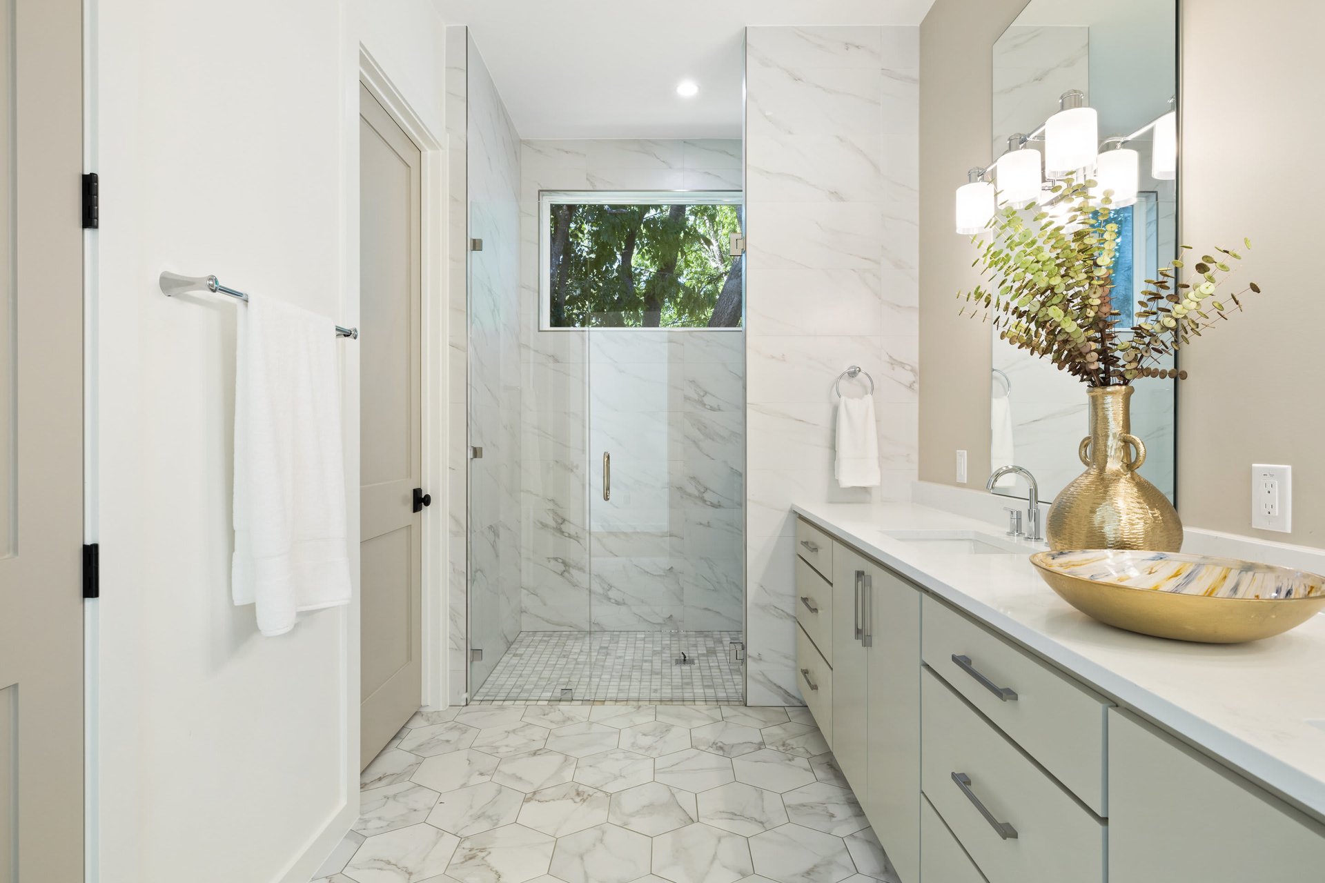 Hank Ave new Construction  - 78745