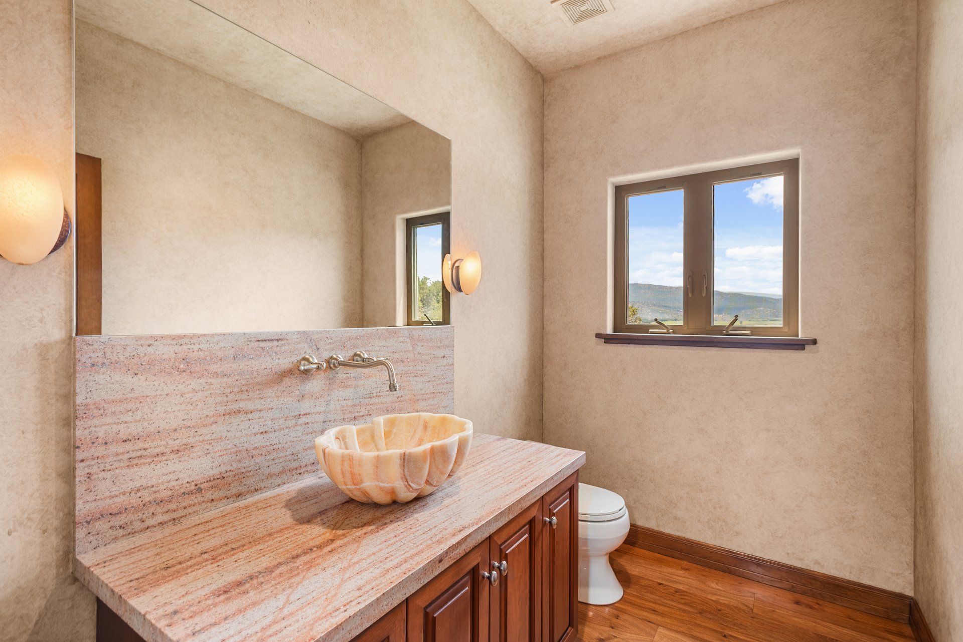 Centrally Located Mountain Chalet in Basalt 