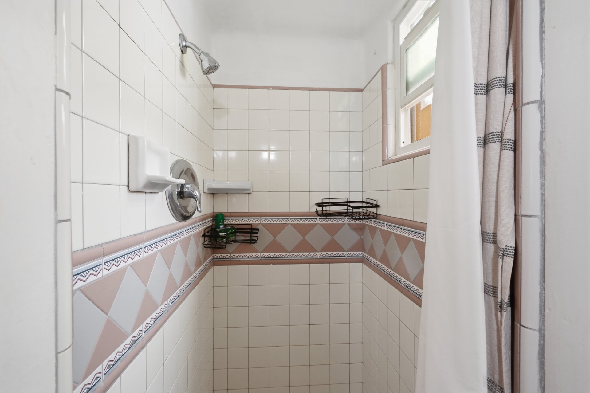 1602 The Strand (Entire Property)