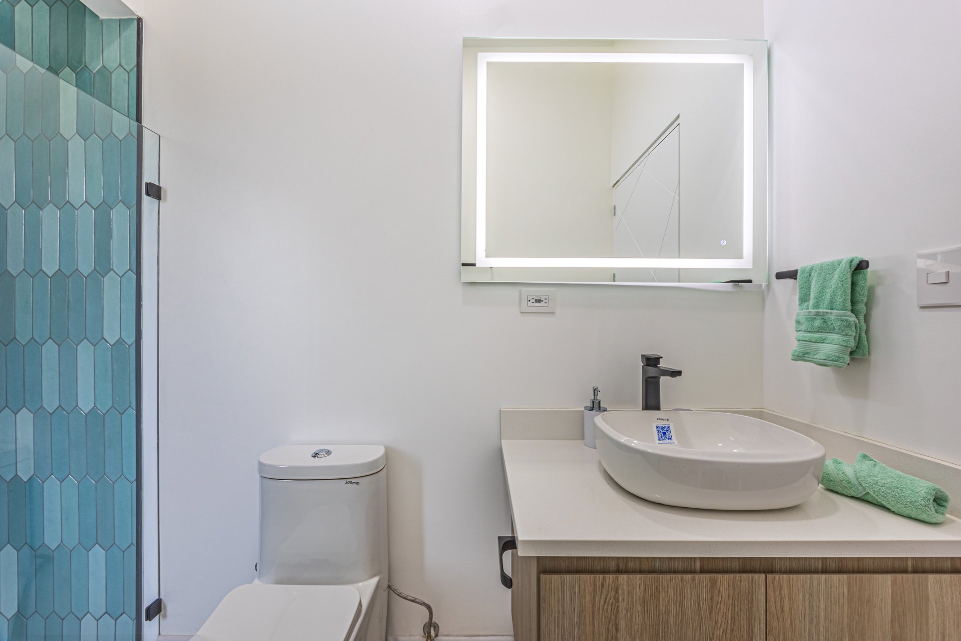 Casa Coral: Luxury Brand New Home in Uvita's Premier Neighborhood