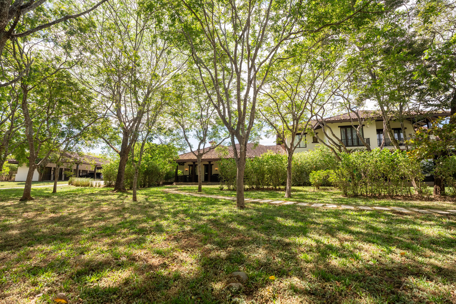 Los Malinches 6 | Luxury Spanish Colonial Townhouse in Hacienda Pinilla
