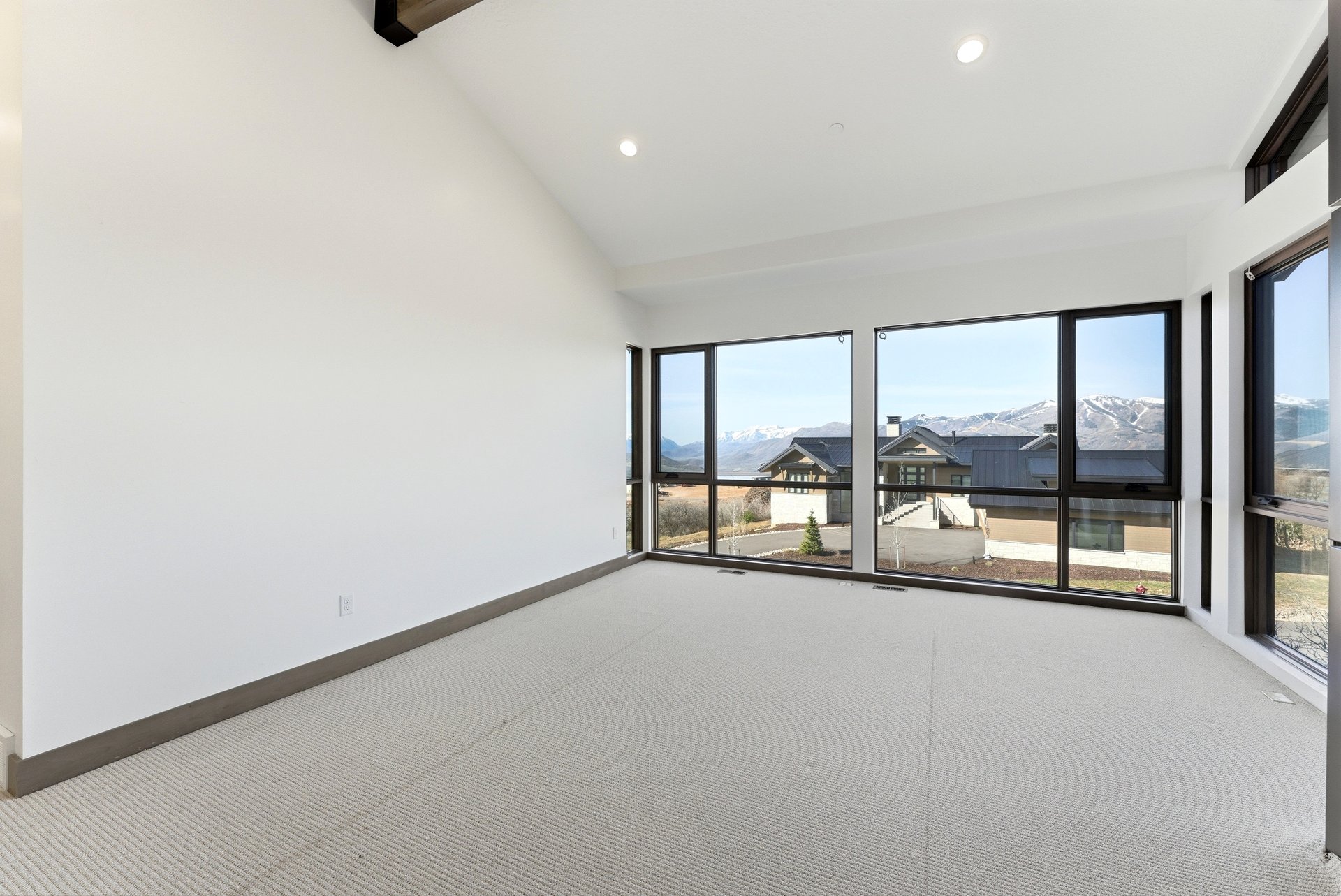11004 N Wrangler Circle