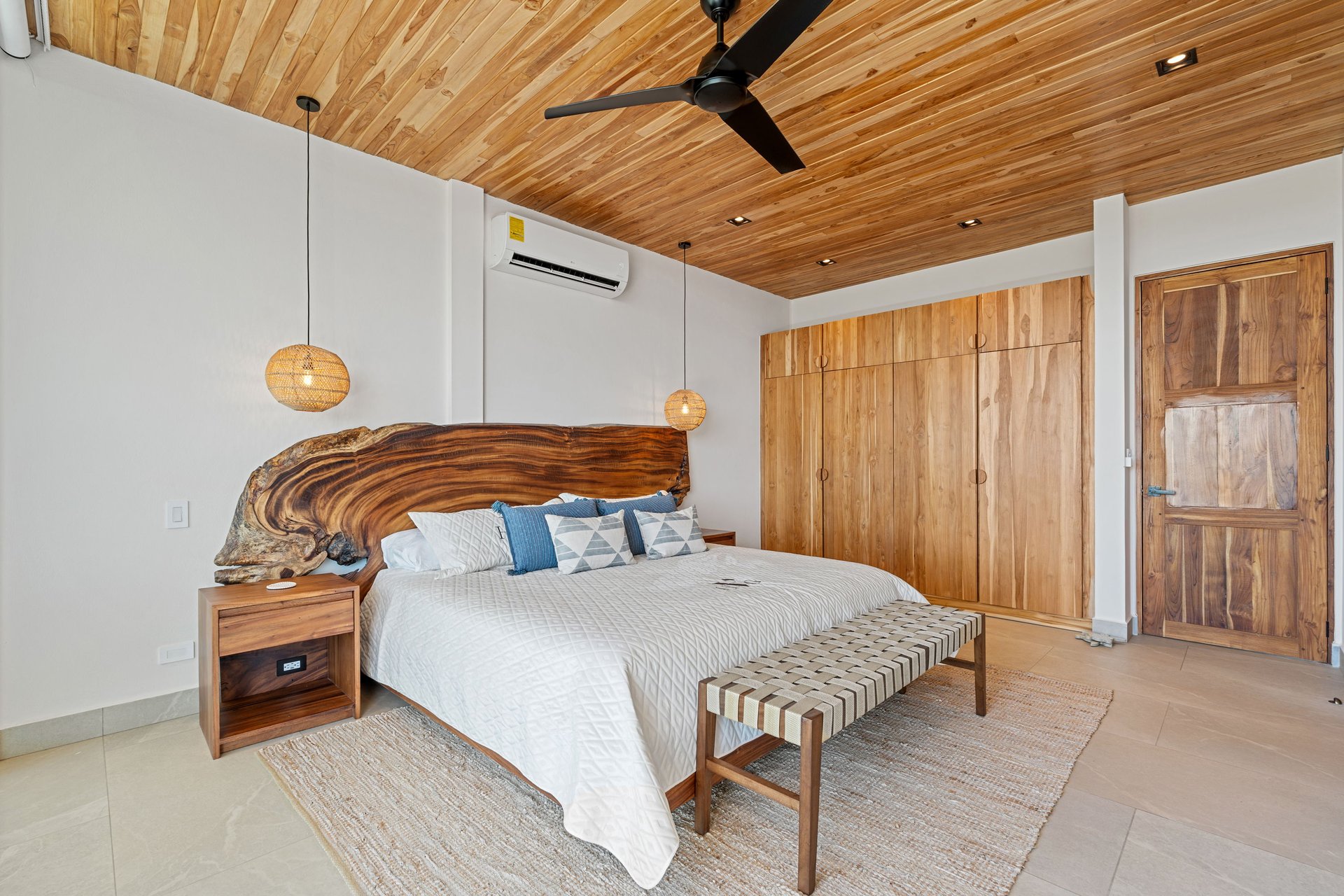 Hacienda Vista Grande | 3 Homes, Ocean Views and 1.66 Acres | Playa Grande