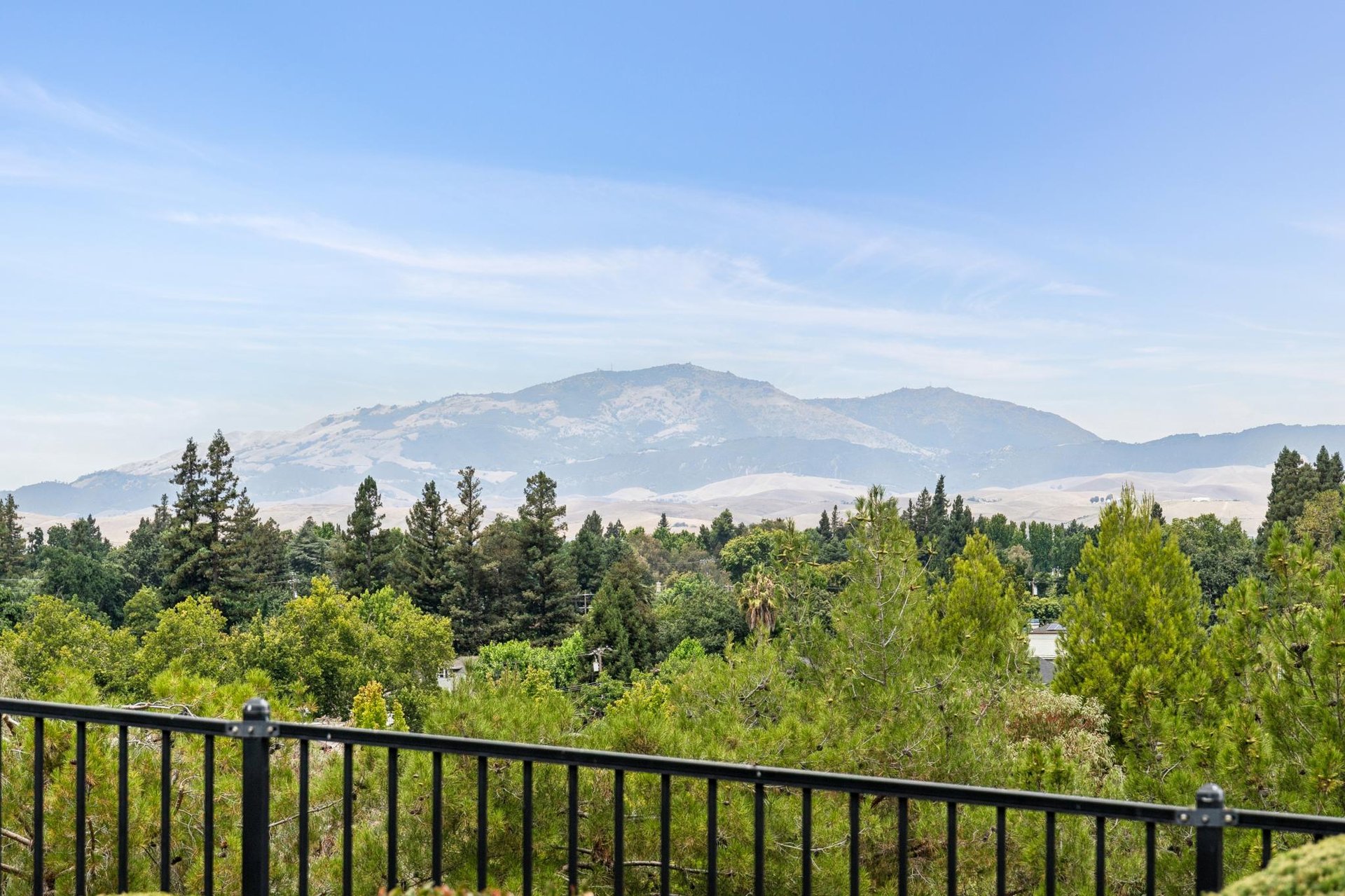 5075 Monaco Dr.